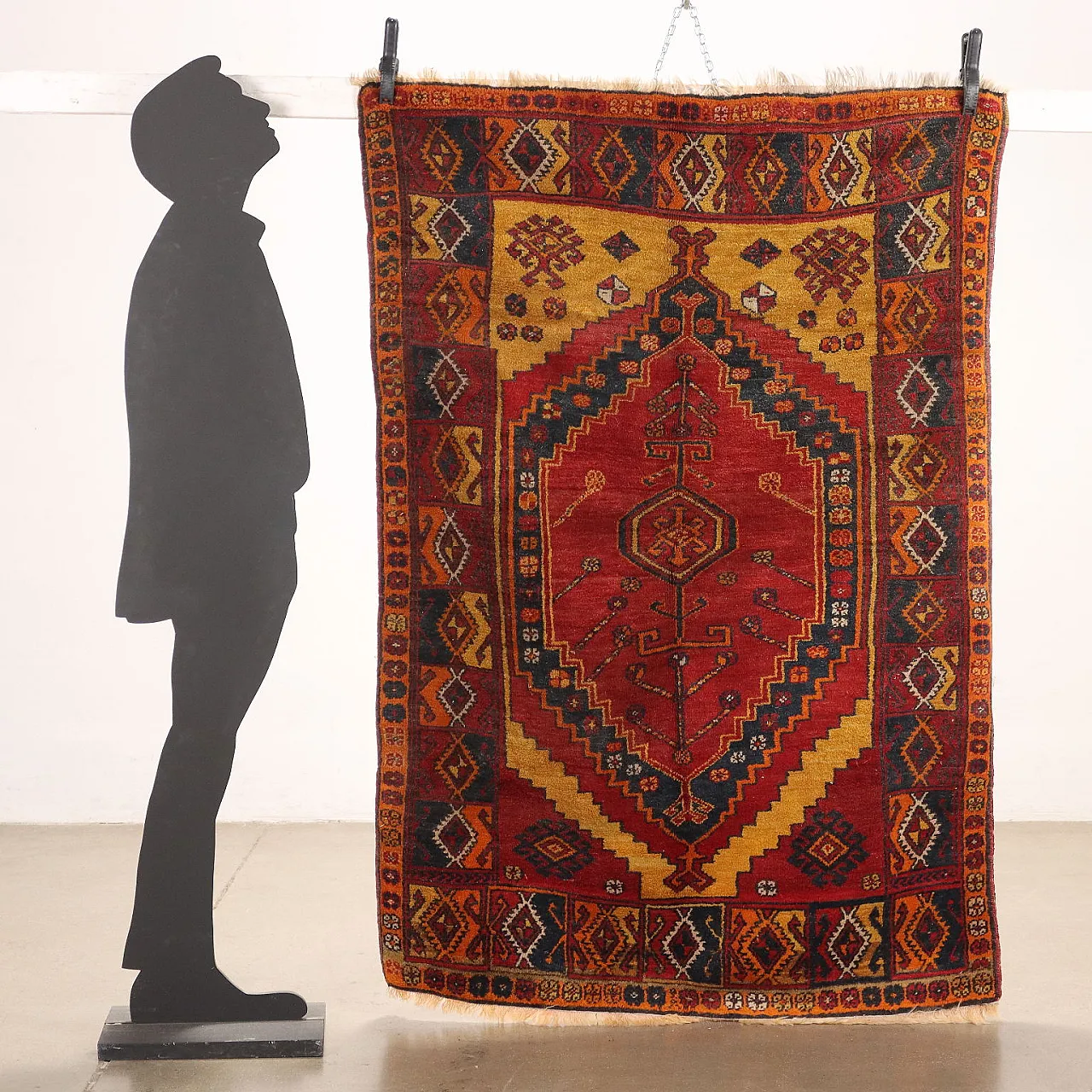 Large knot Jorun rug in red and yellow wool 2