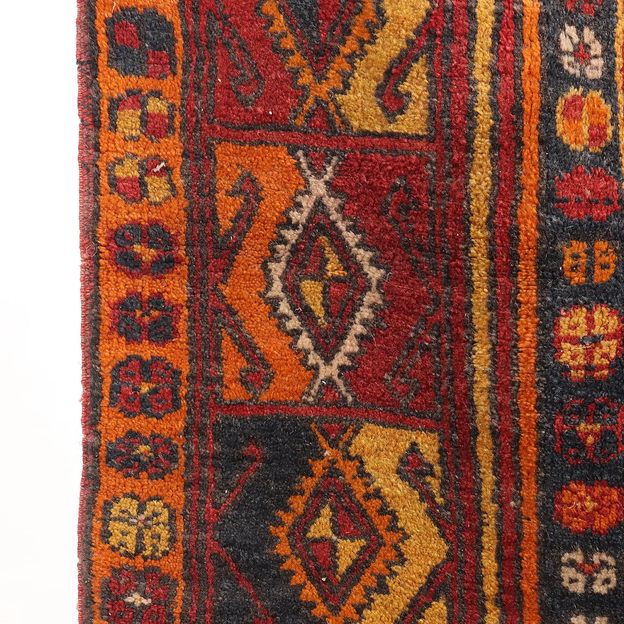 Large knot Jorun rug in red and yellow wool 7