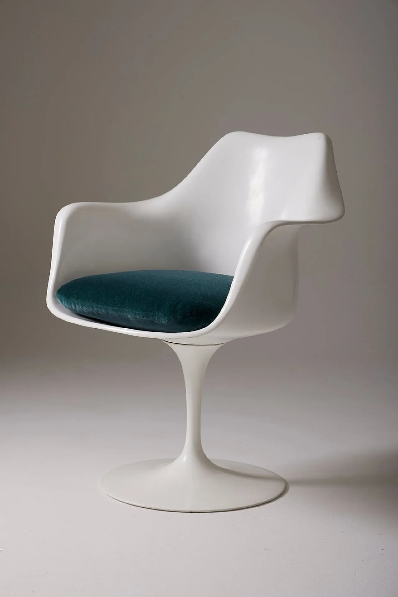 8 Tulip Poltroncine di Eero Saarenin 2