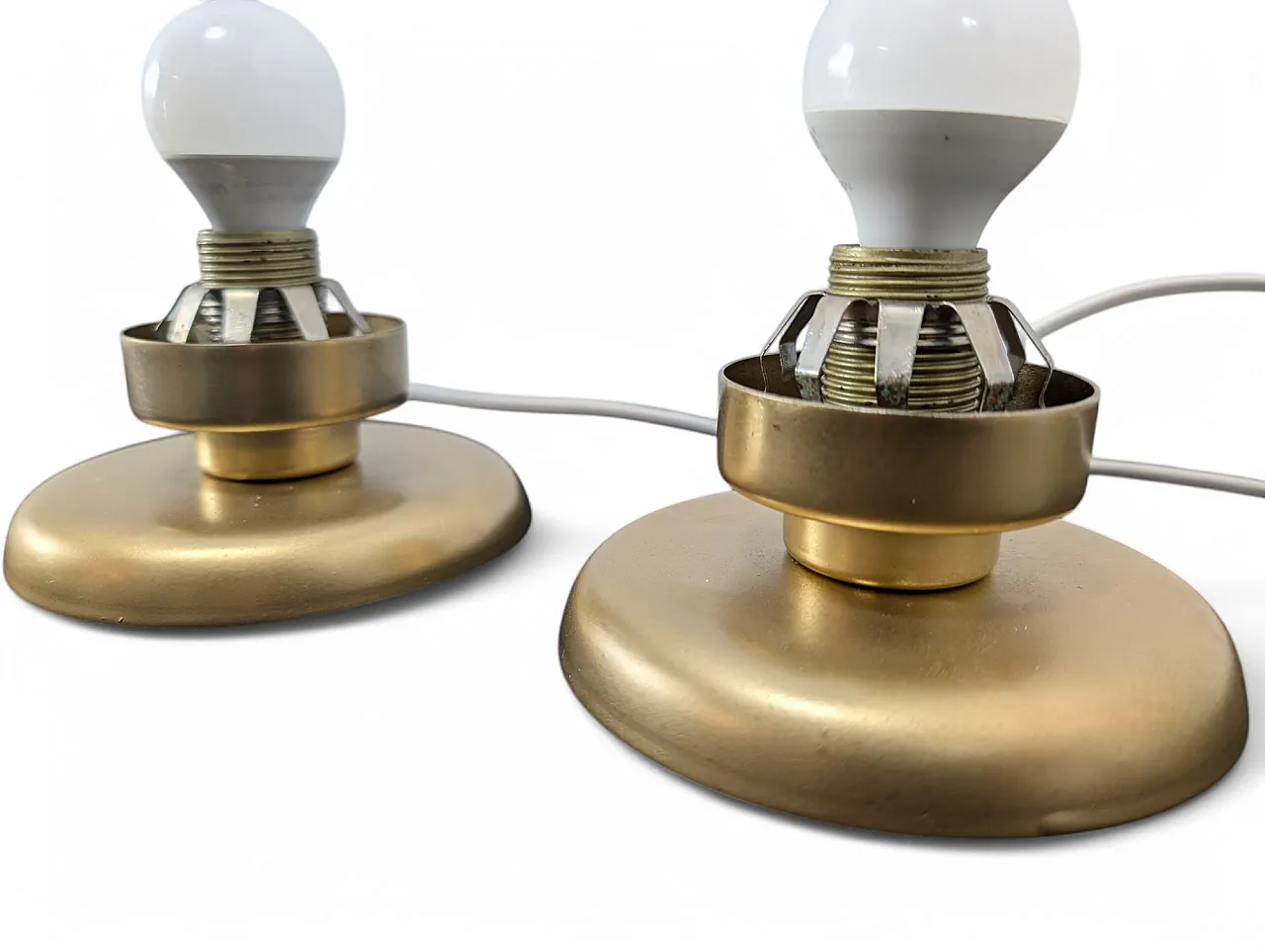 Pair of brass table lamps and 70s blown glass 6