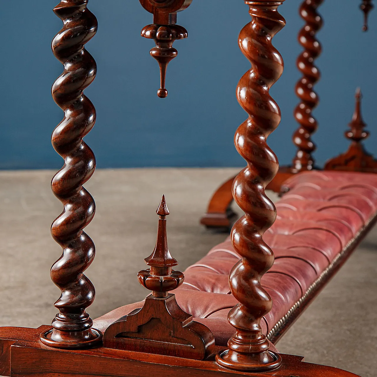 Rosewood writing desk with twisted uprights by Arthur Blain, 1840 8
