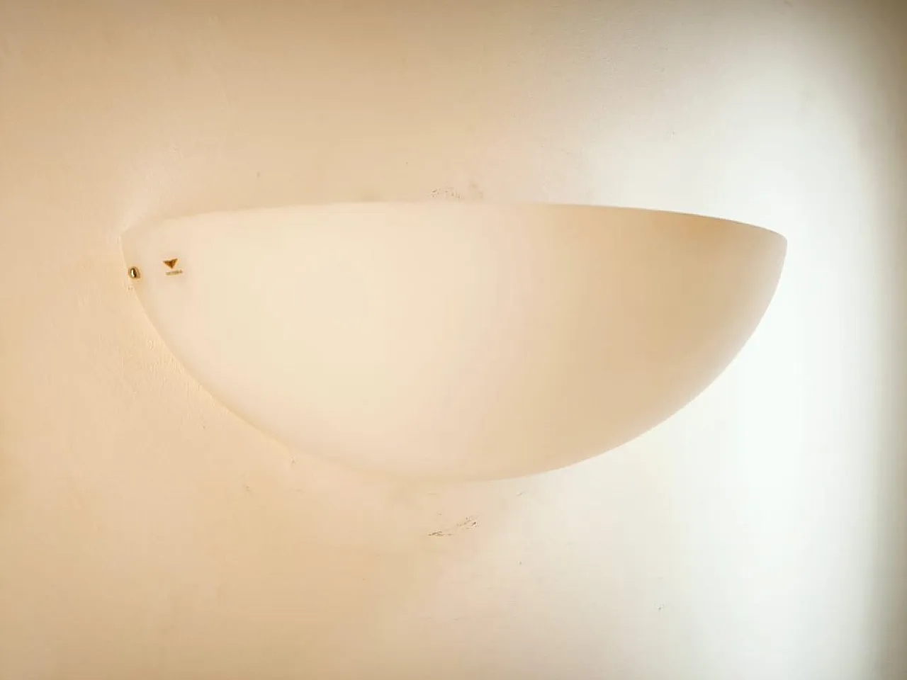 Lampada da parete Victoria in vetro, anni '90 13