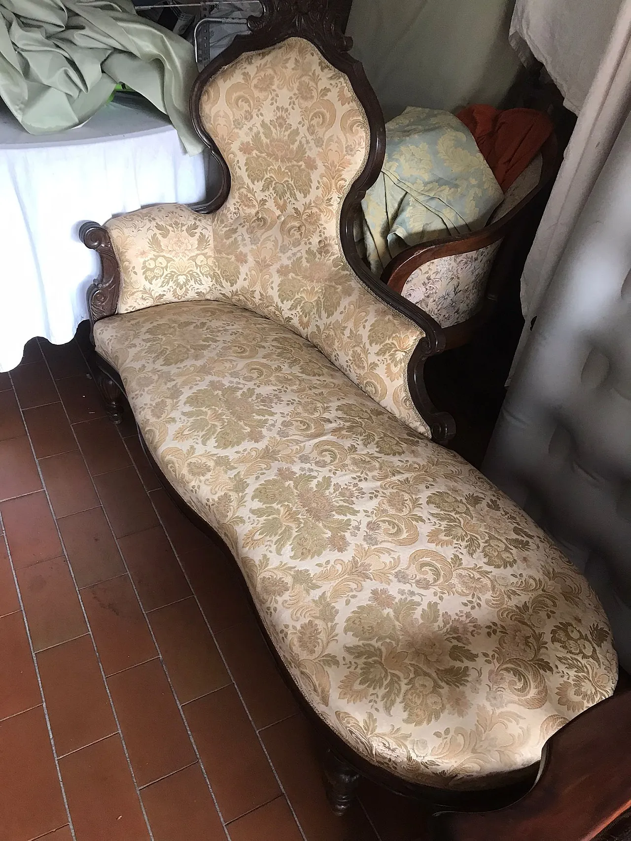 Divano a dormeuse in noce, anni '70 1