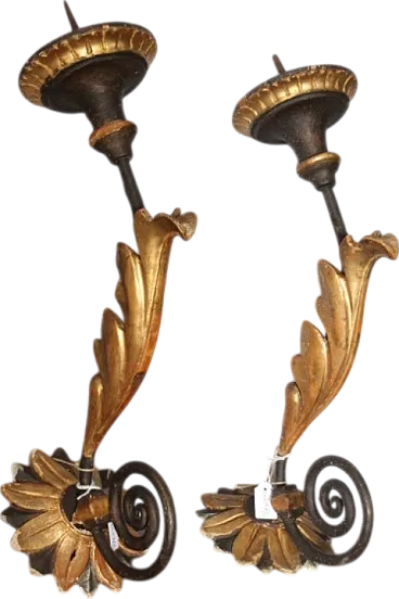 Coppia di bracci antichi in legno dipinto dorati e laccato, '700