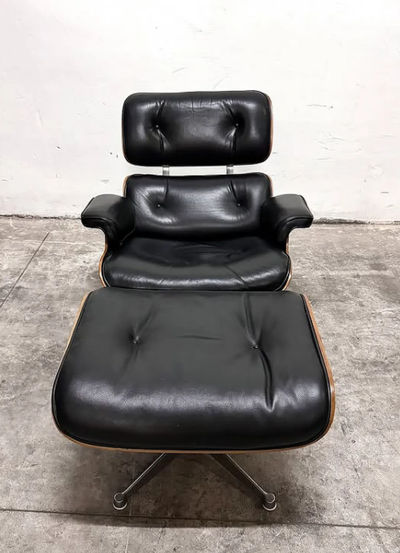 Lounge Chair & Ottoman di C. e R. Eames per Herman Miller, anni '70 4