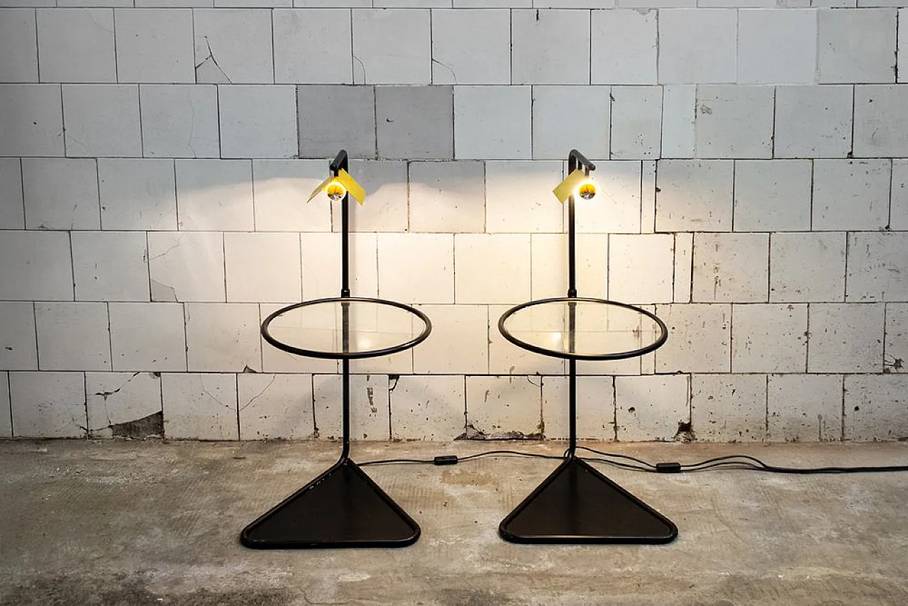 Coppia di comodini in vetro e metallo, anni '80 3