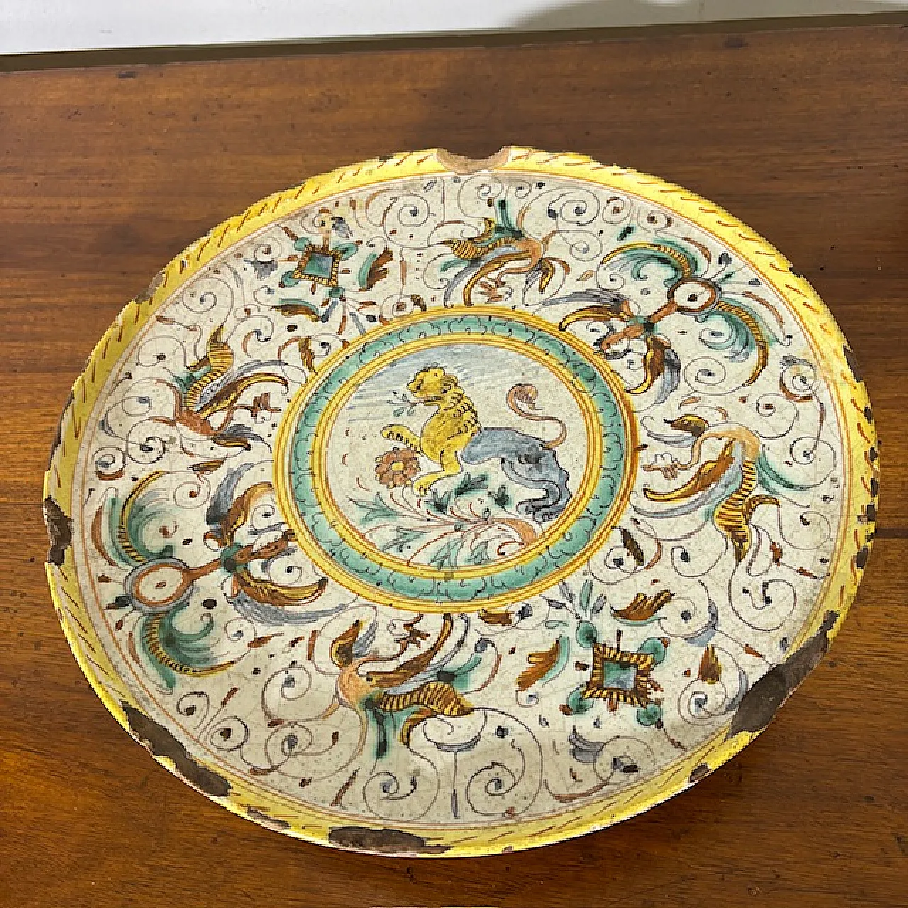 Piatto Deruta con Leone maiolica, '600 1