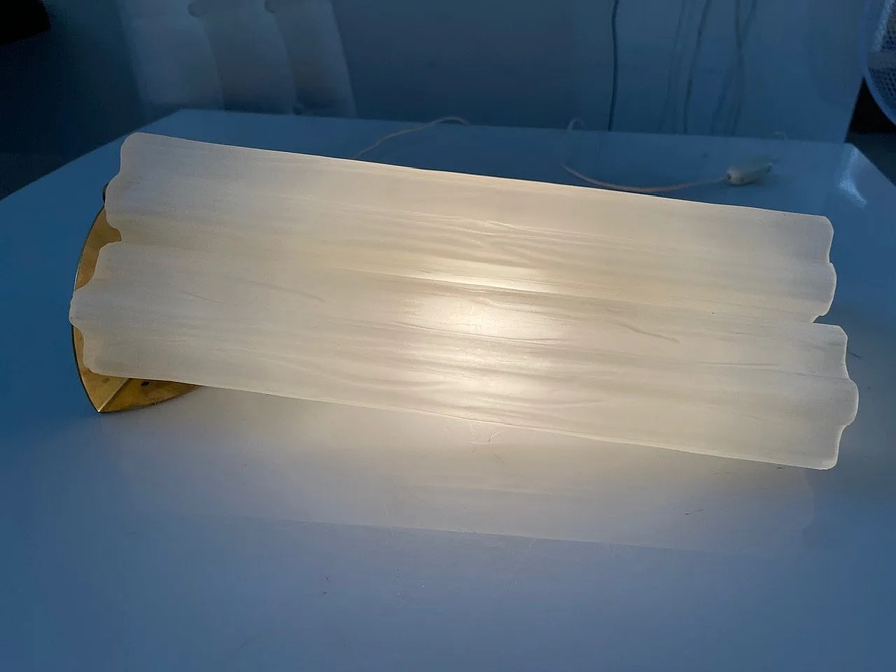 Coppia di applique Tronchi in vetro di Murano bianco latte, anni '70 9