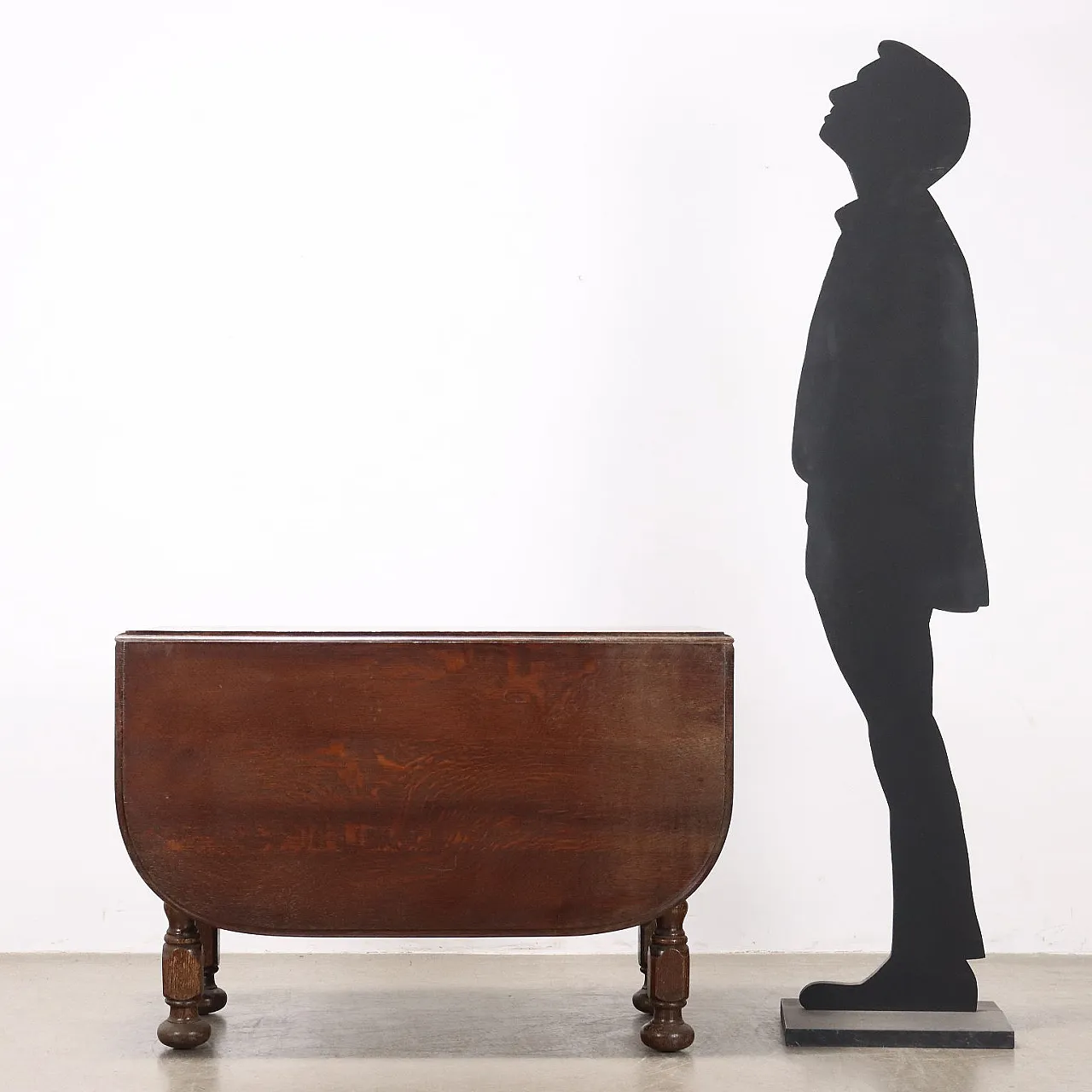 Extending table, 20th century 2