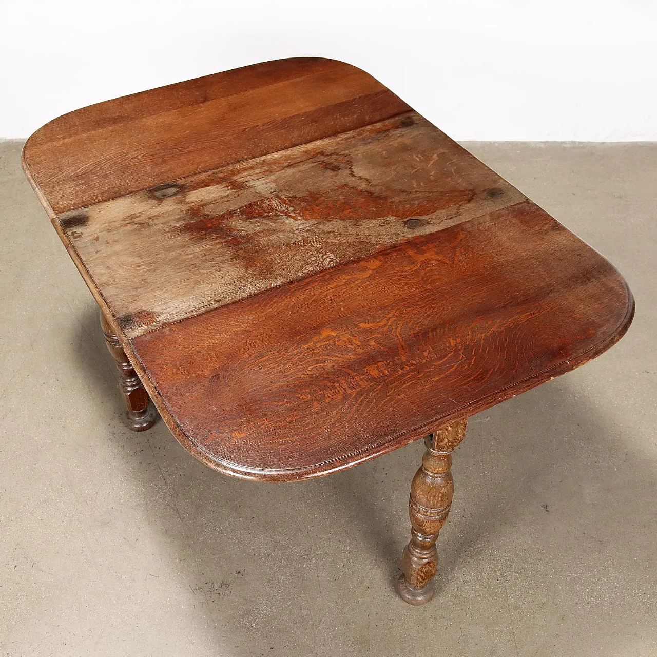 Extending table, 20th century 3
