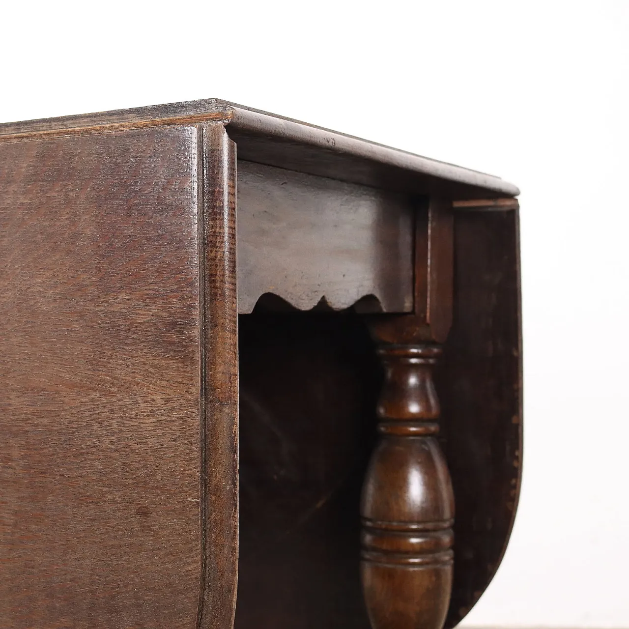 Extending table, 20th century 6