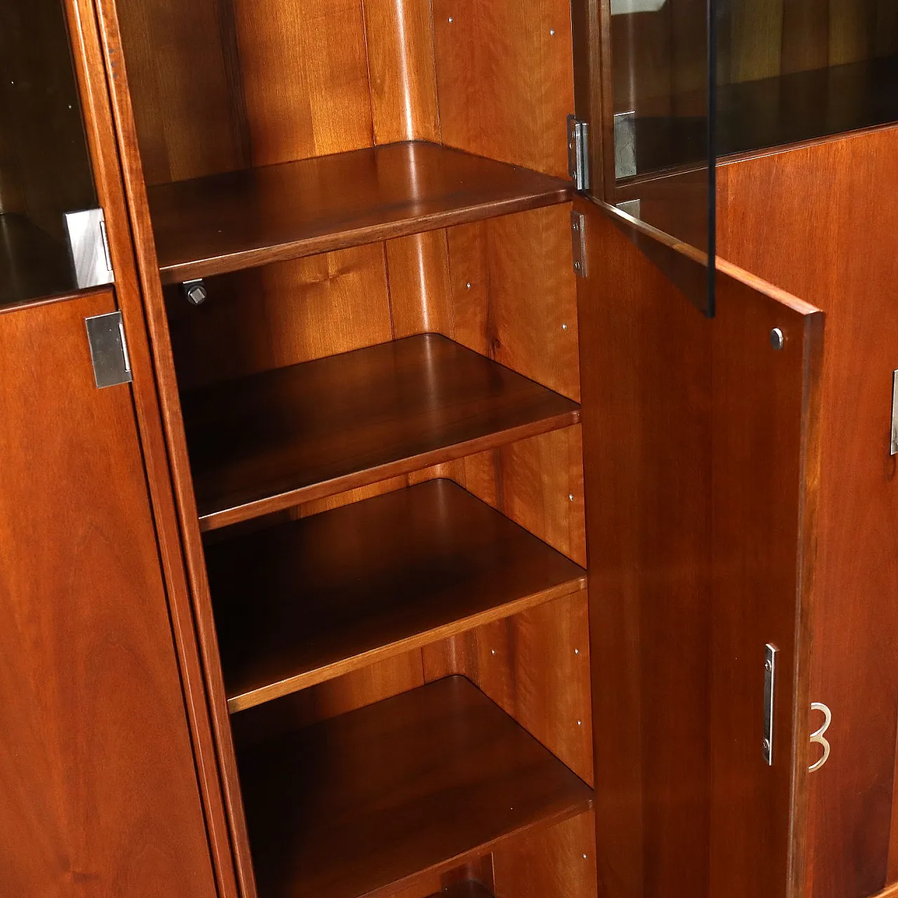 Display cabinet by Vittorio Introini for Saporiti, late 20th century 8