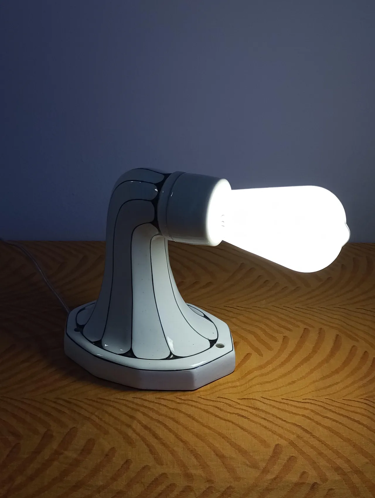 Lampada da parete Art Noveau in porcellana Brunquell Germania, 60s 10