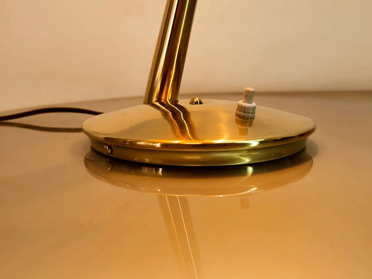 Lampada in ottone di Lumen Milano, anni '50 11