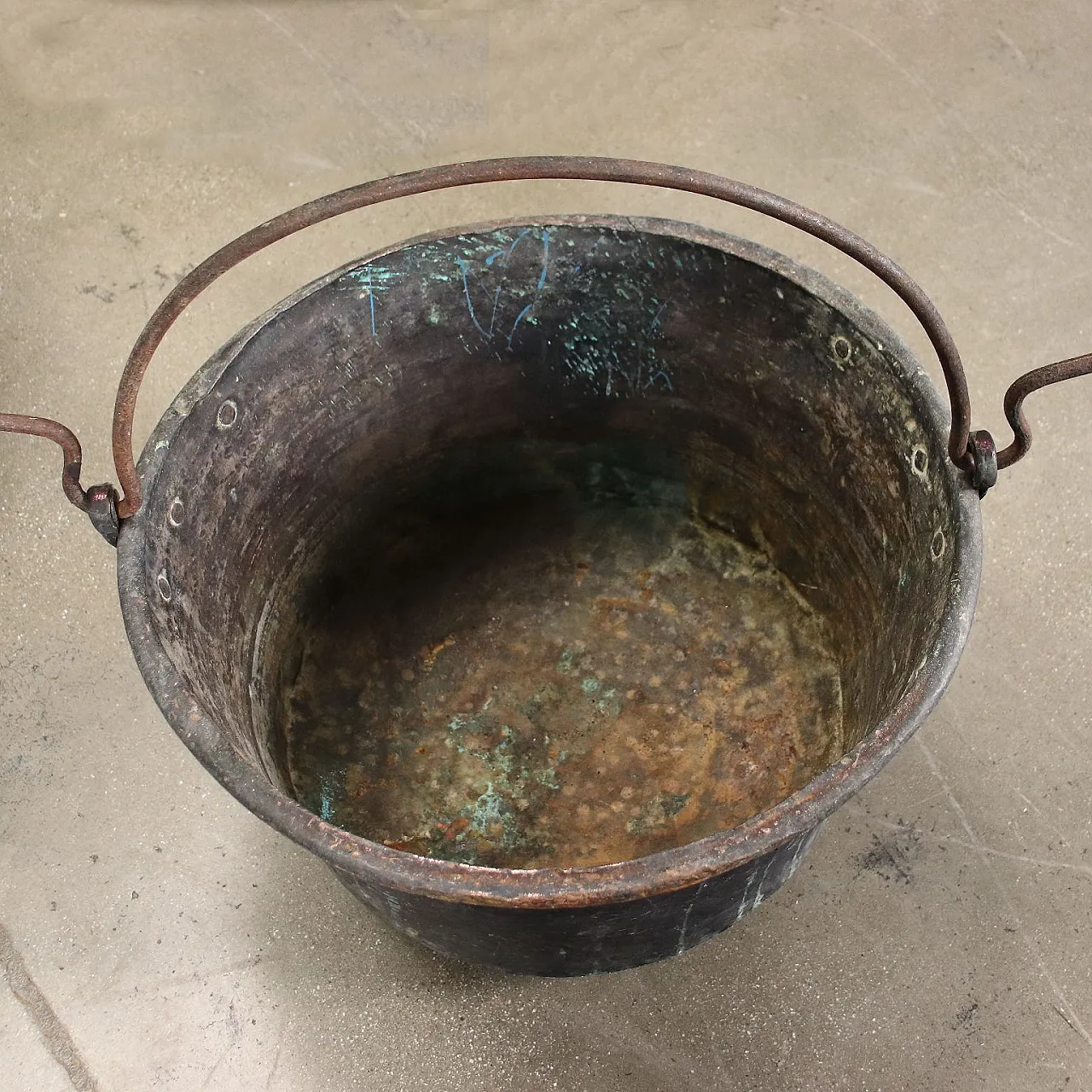 7 Copper pots and pans with handles 8