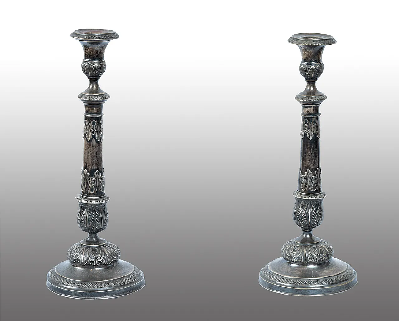 Coppia i candelieri antichi in argento Napoli, primi '800 1