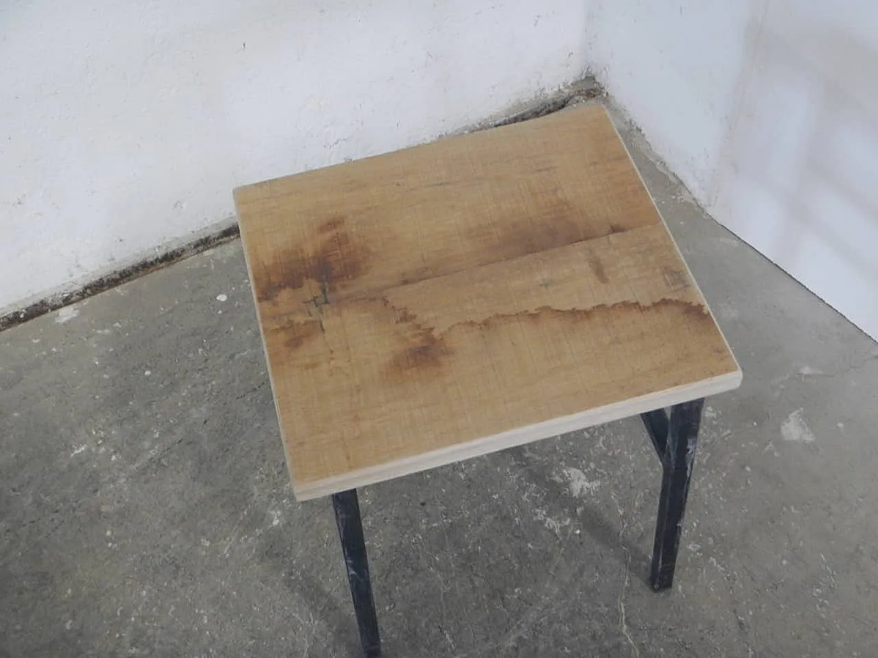 Sgabello in ferro nero, 1970 8