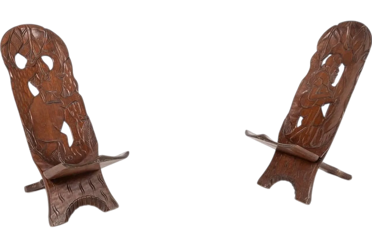 Pair of carved wooden chairs, 20th century 10