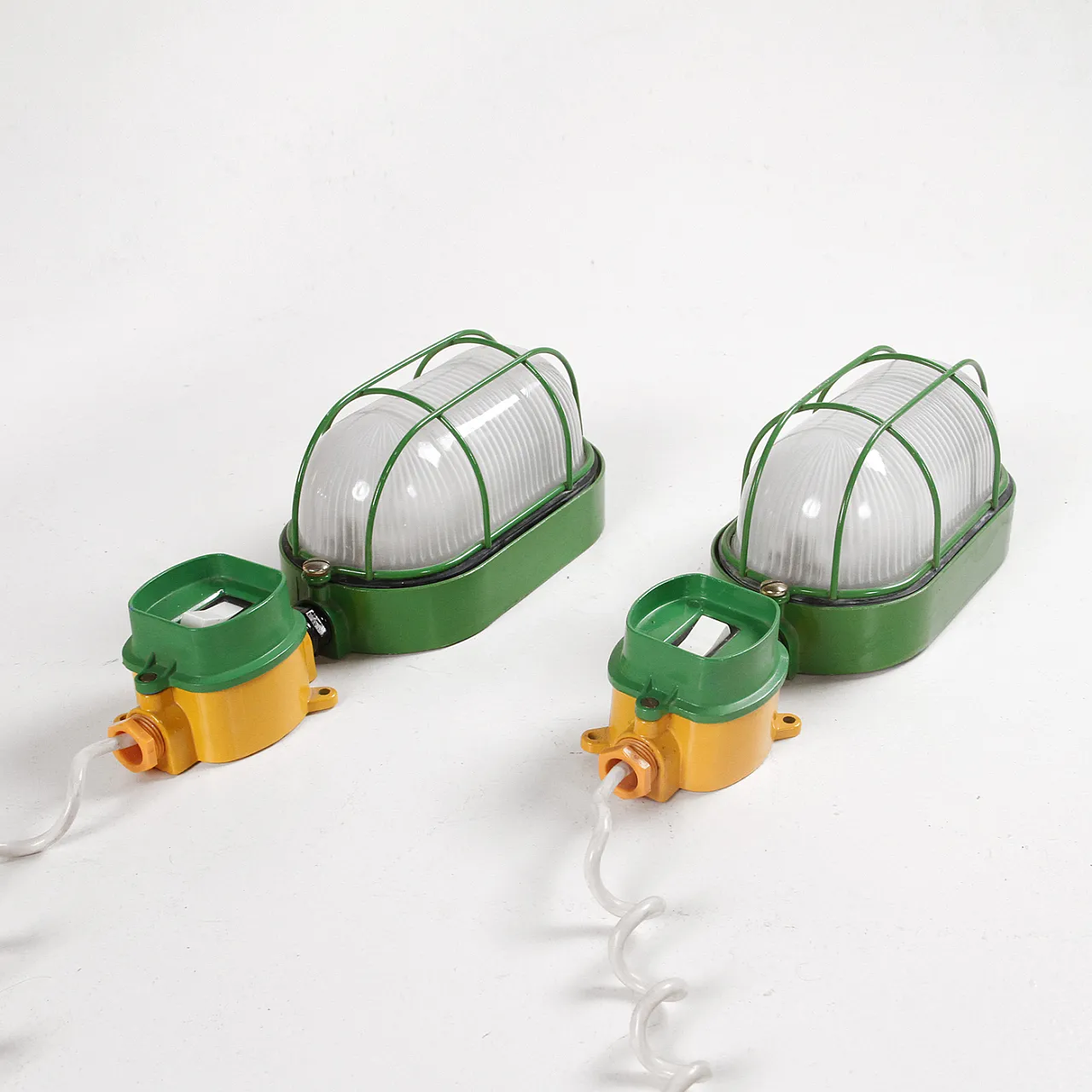 Coppia di plafoniere tartaruga, anni '70 7