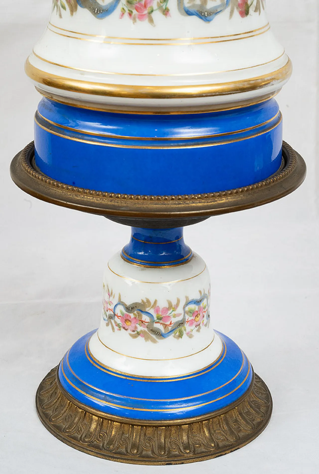 Coppia di lampade a petrolio Napoleone III in porcellana, '800 3