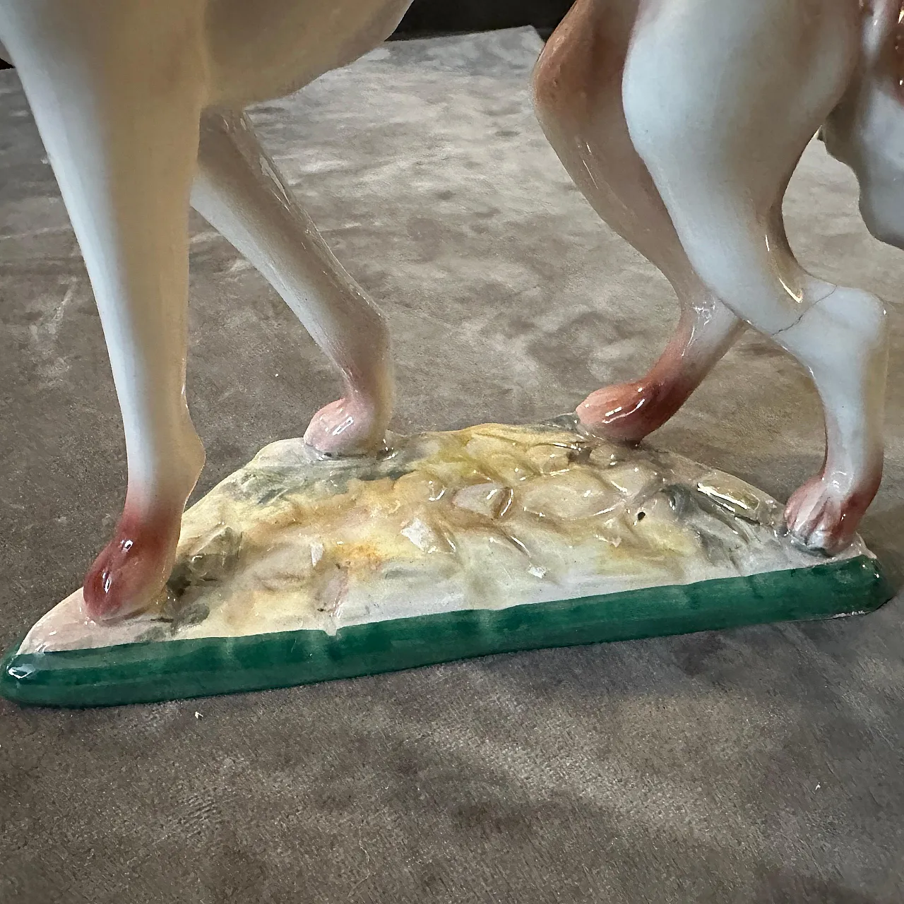 Figura di levriero in porcellana di Elsa Lagorio, anni '60 5