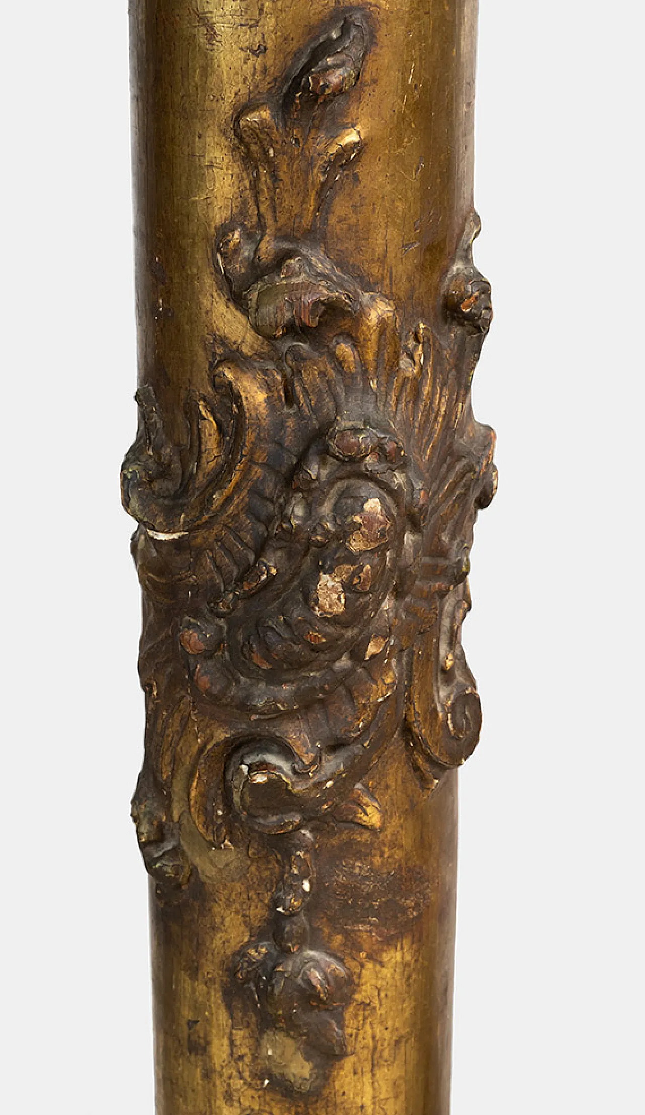 Pair of columns in golden and carved wood, early 18th century 4