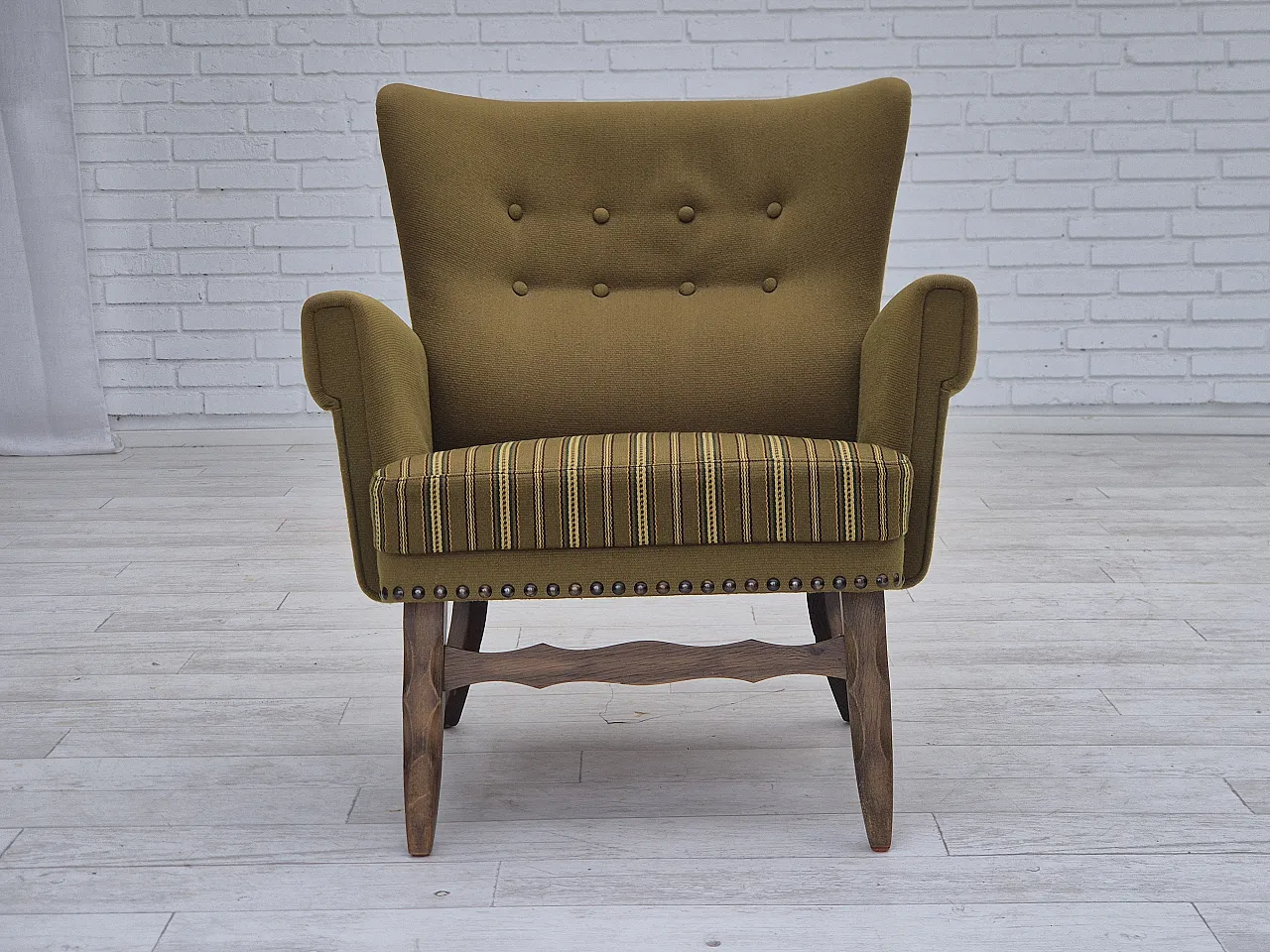 Danish lounge chair, green wool, oak wood, 70s 8