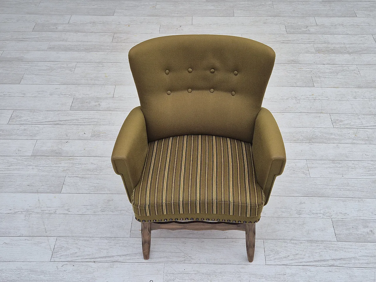 Danish lounge chair, green wool, oak wood, 70s 10