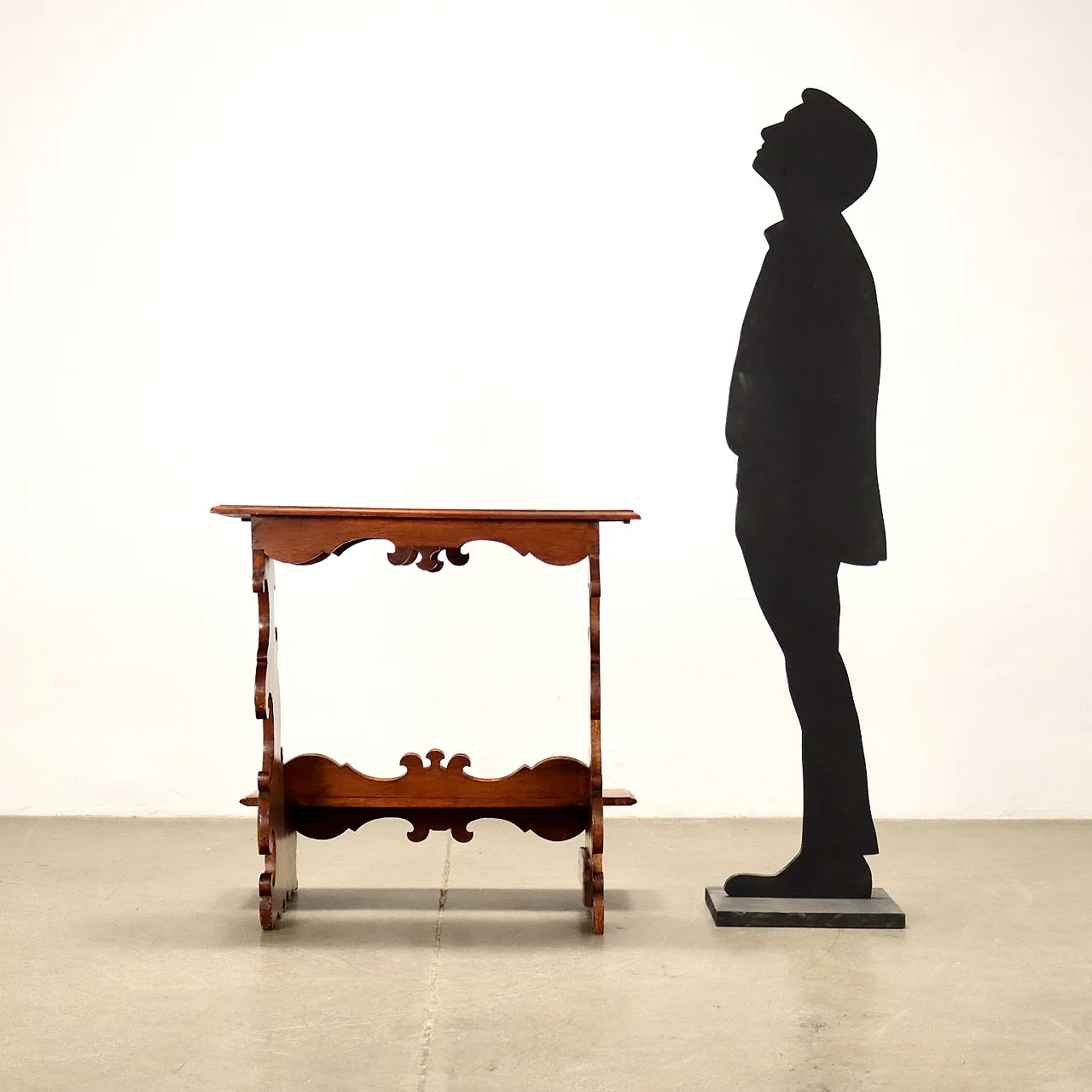 Inginocchiatoio fratino in noce, inizio '700 2