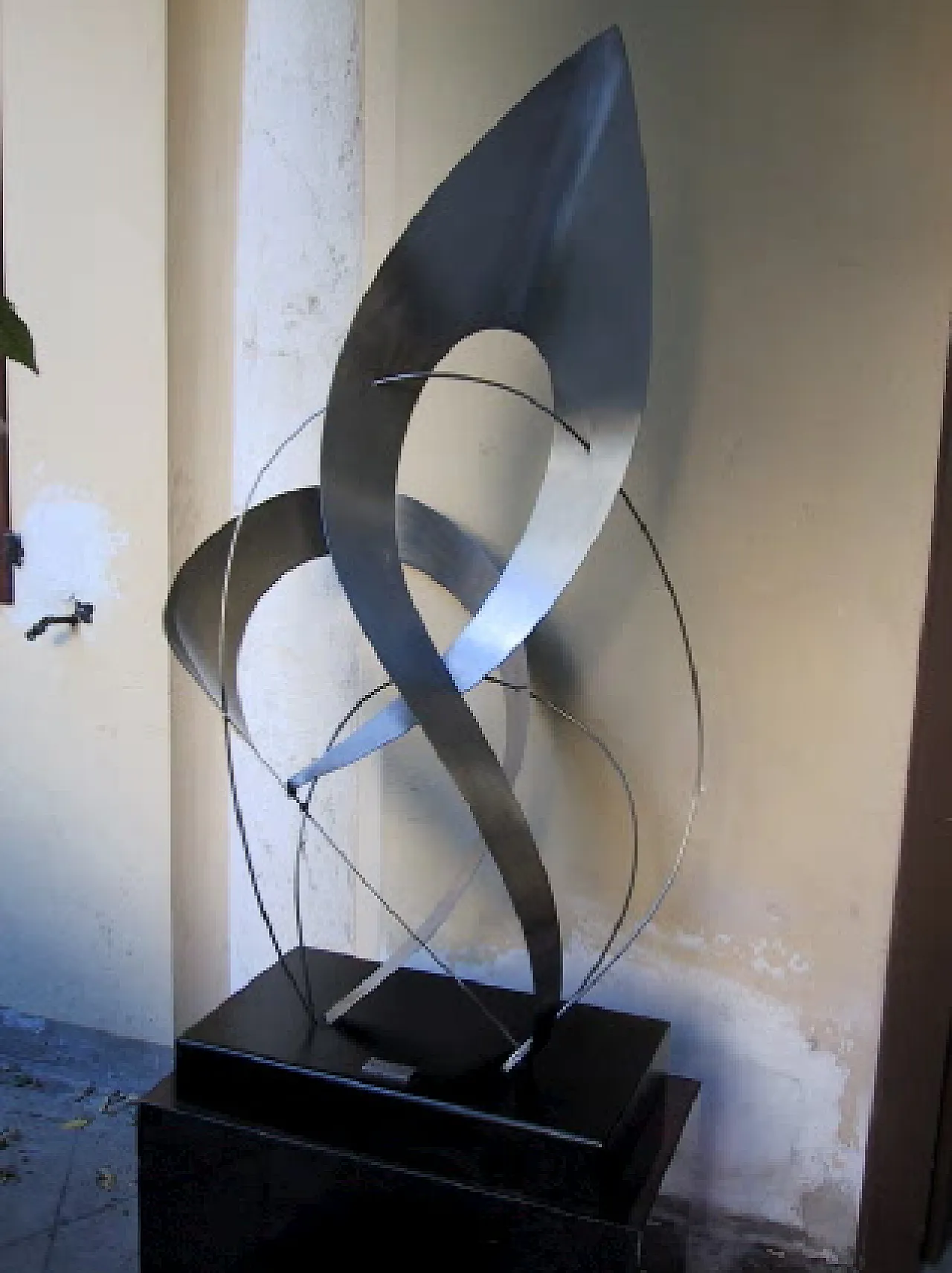 Abstract steel sculpture, 1960s 2