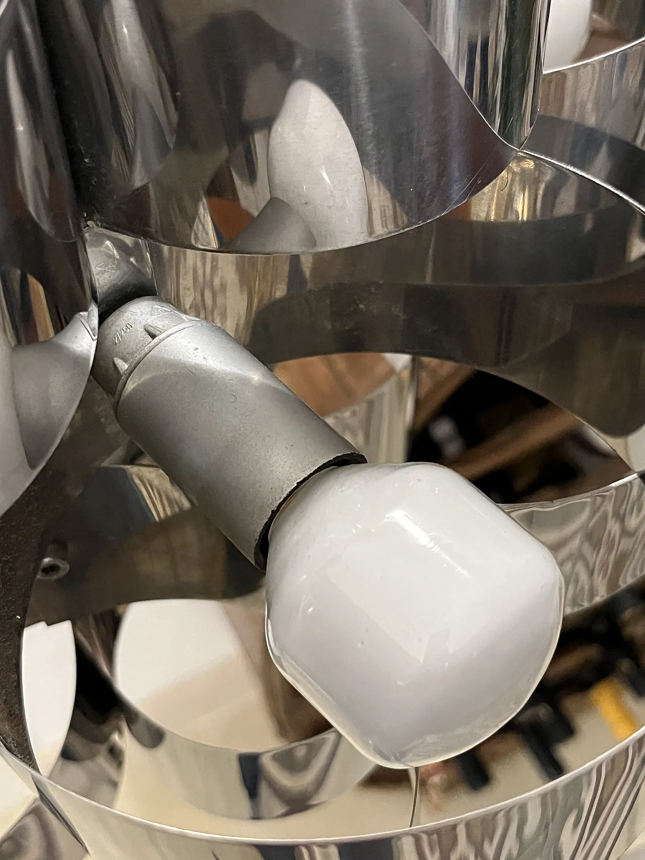 Max Sauze style chandelier for Sciolari, 1970s 6