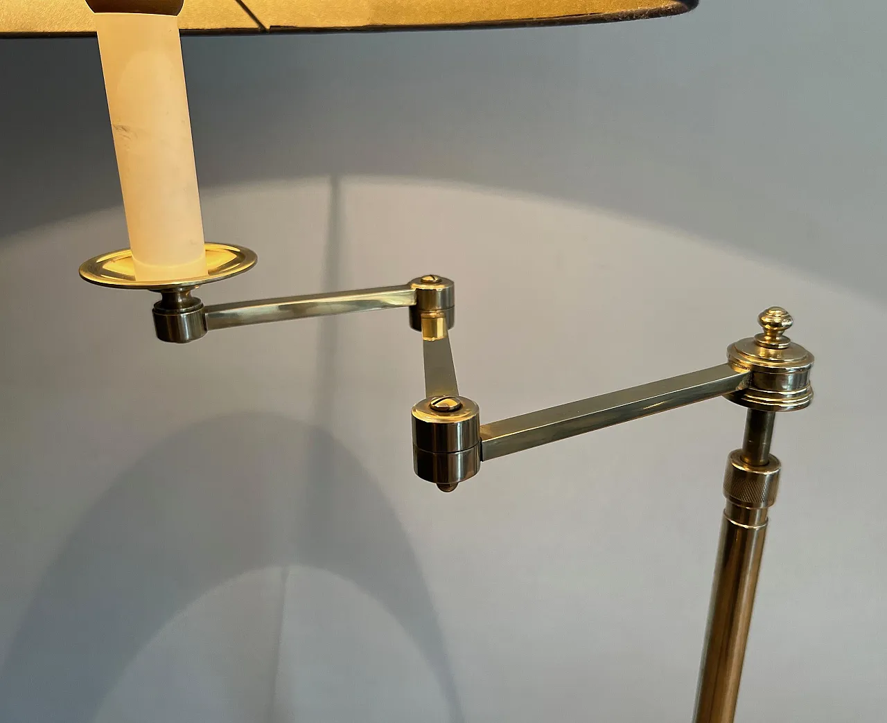 Coppia di lampade in ottone con braccio rimovibile, anni '40 9