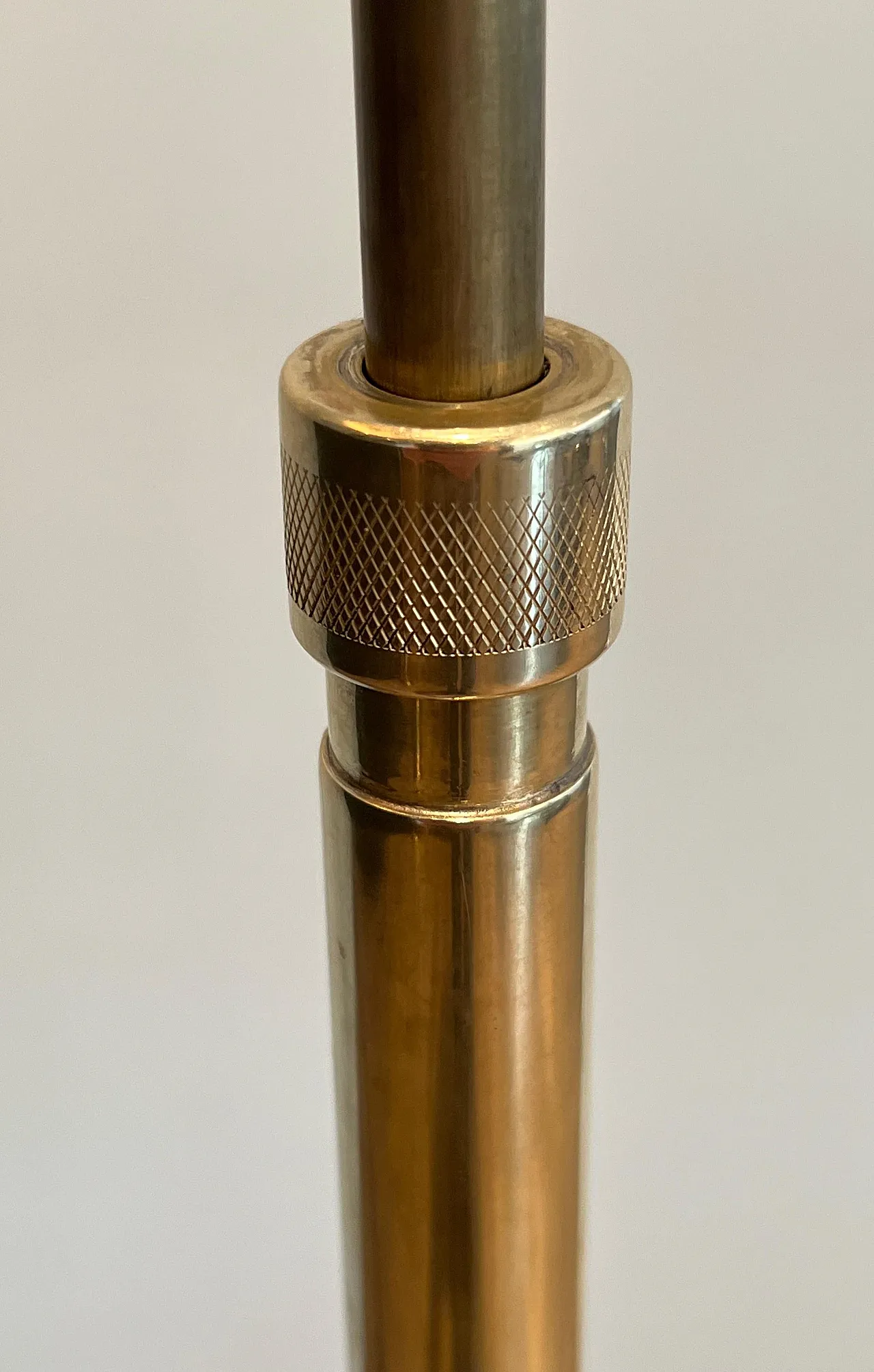 Coppia di lampade in ottone con braccio rimovibile, anni '40 10