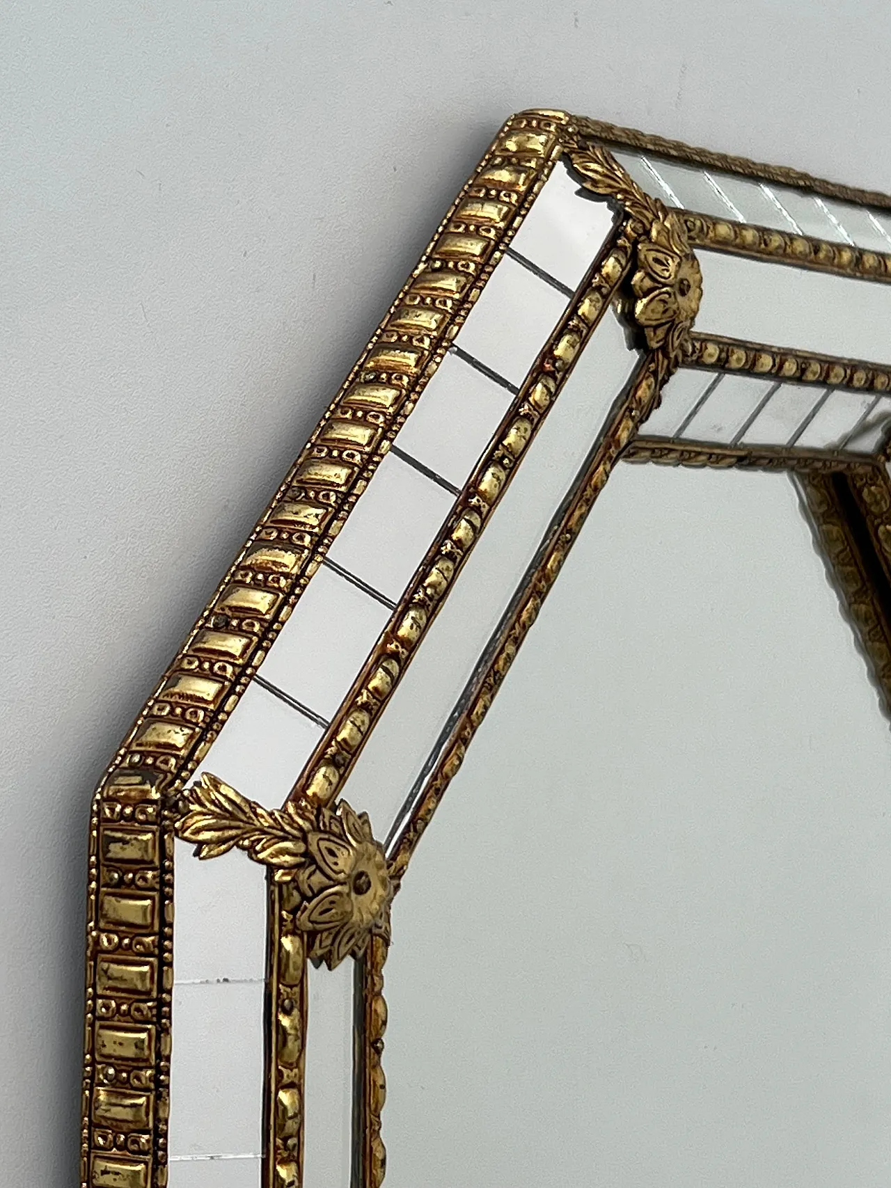 Octogonal multi-facets mirror with brass garlands, 1970s 5