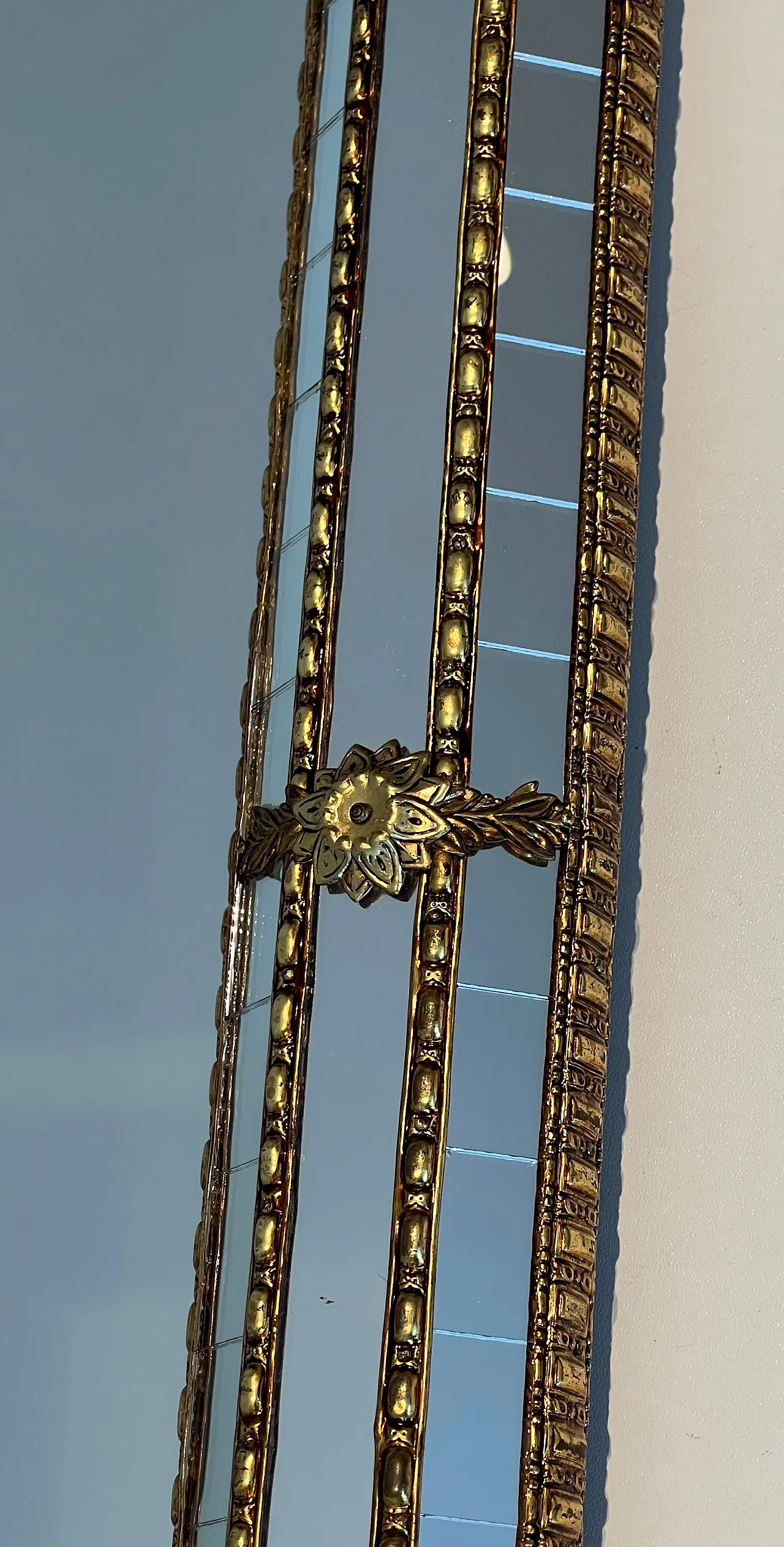 Octogonal multi-facets mirror with brass garlands, 1970s 7