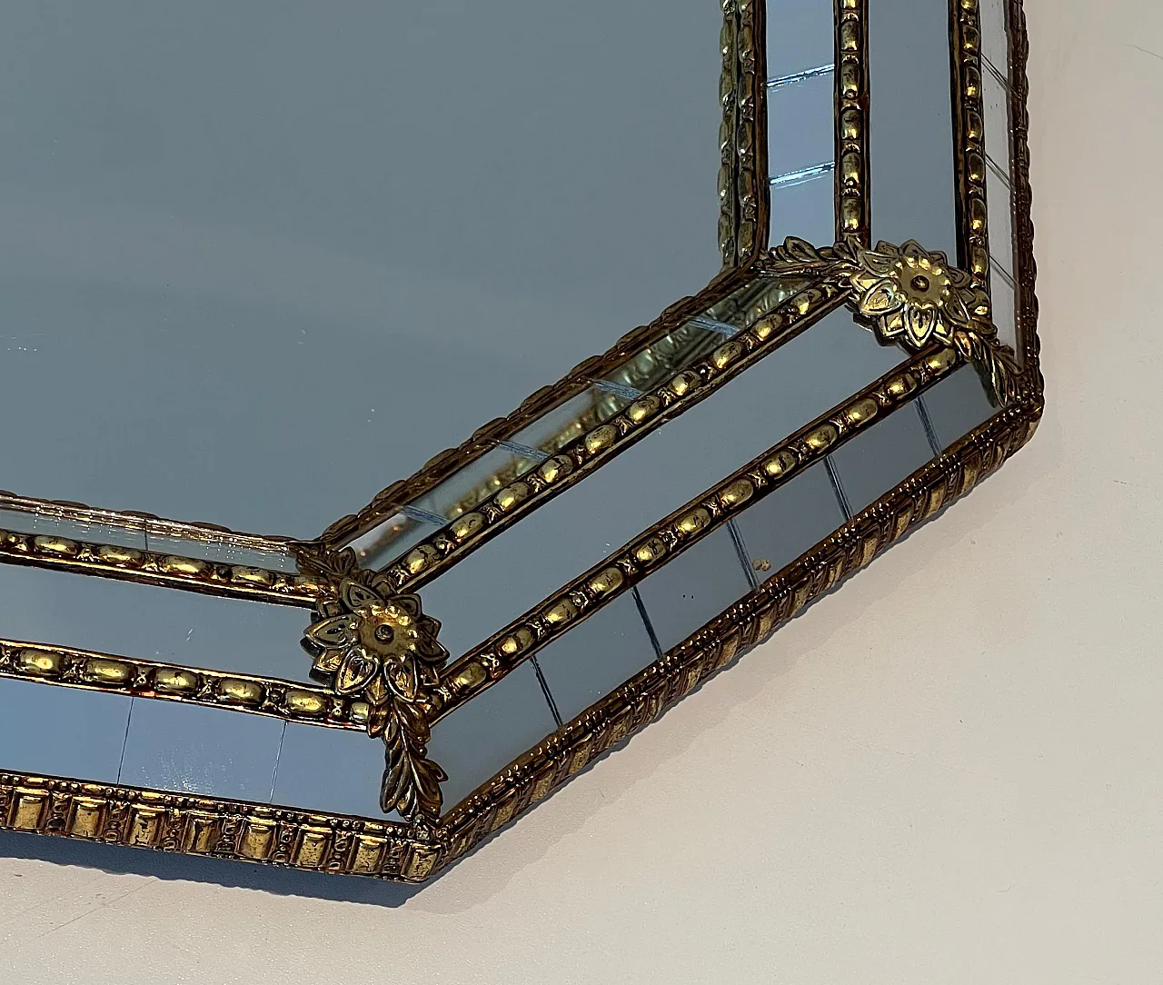 Octogonal multi-facets mirror with brass garlands, 1970s 19