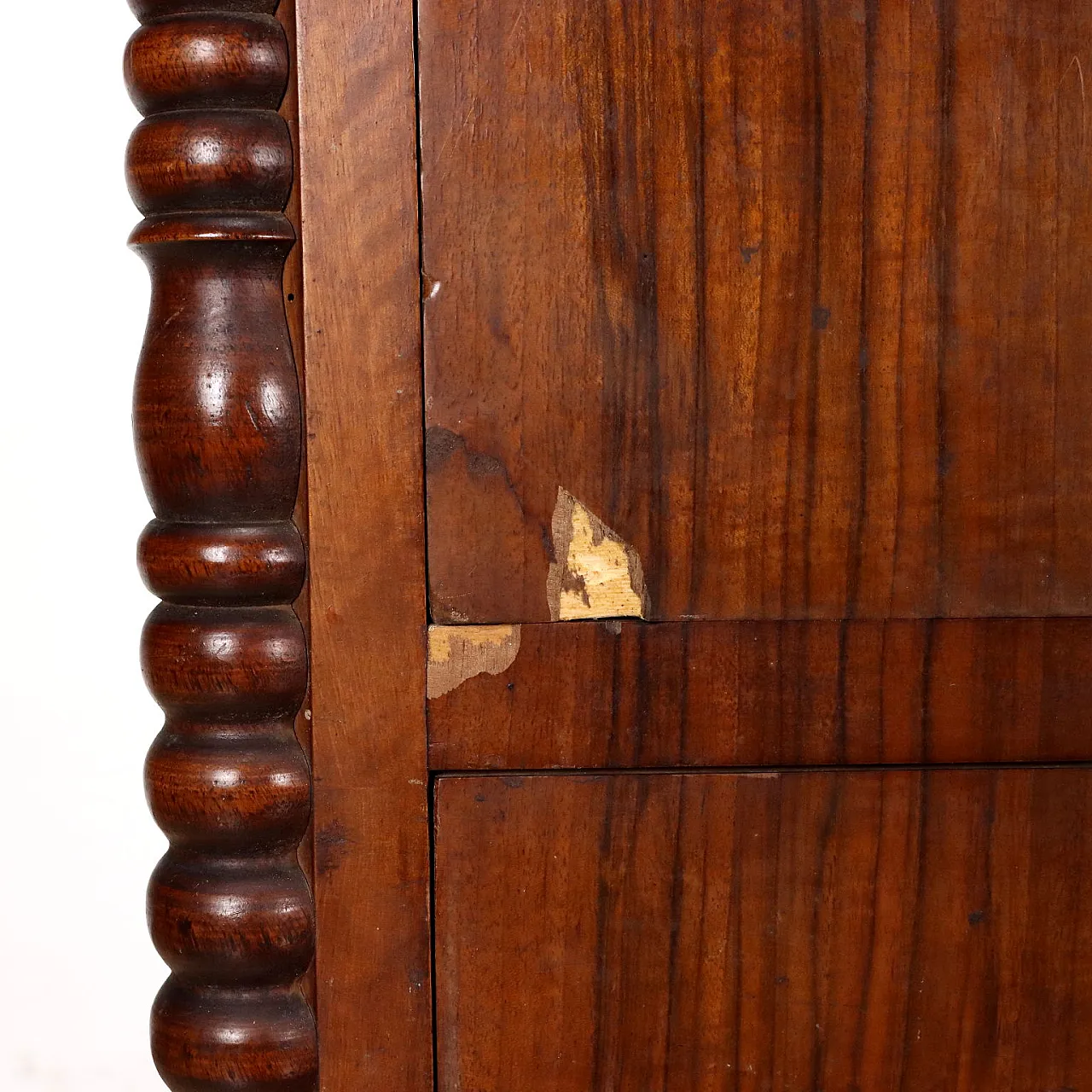 Cassettone Luigi Filippo in noce, '800 5