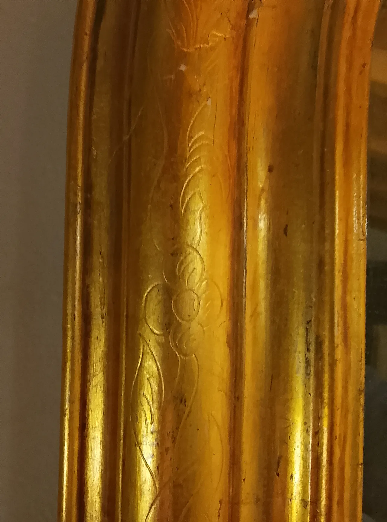 Specchiera Luigi Filippo in legno dorato, '800 4