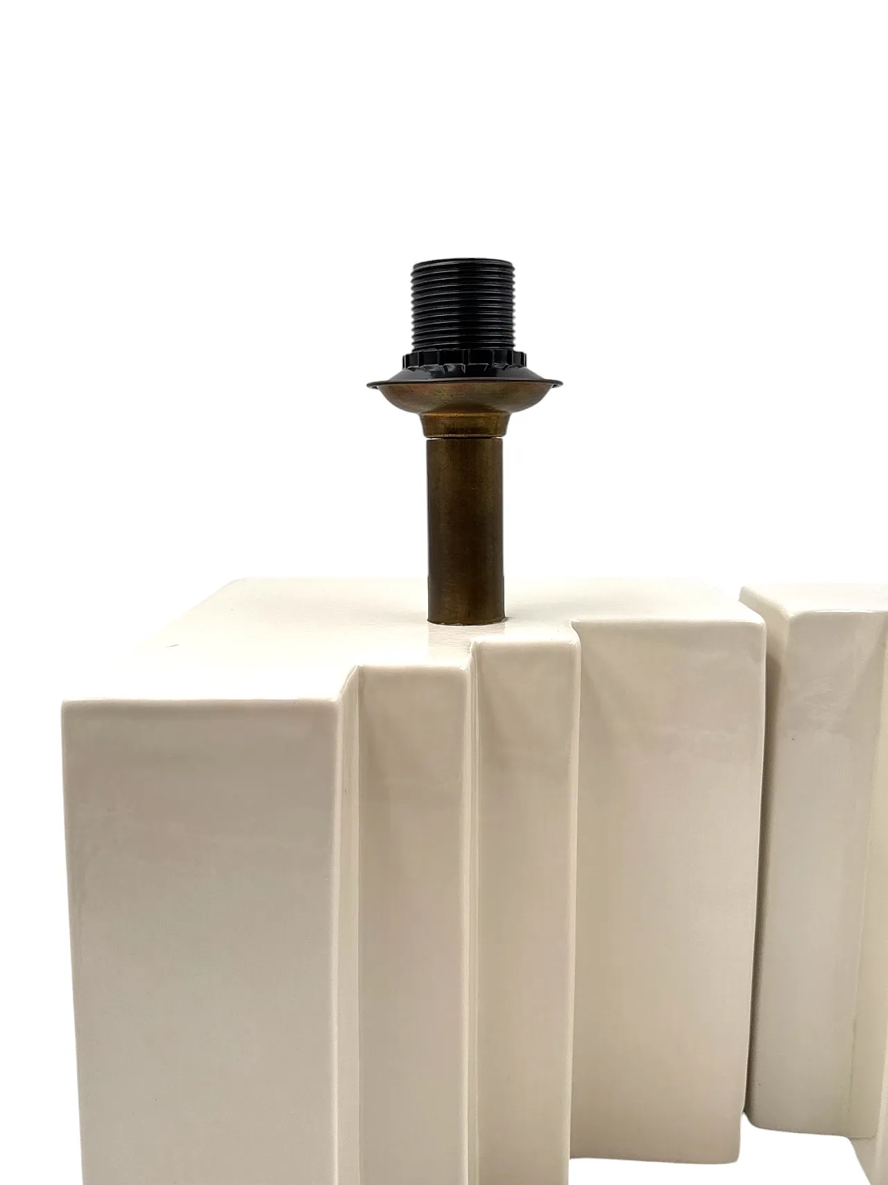 Pair of Hollywood Regency set of ceramic table lamps, 1970s 12