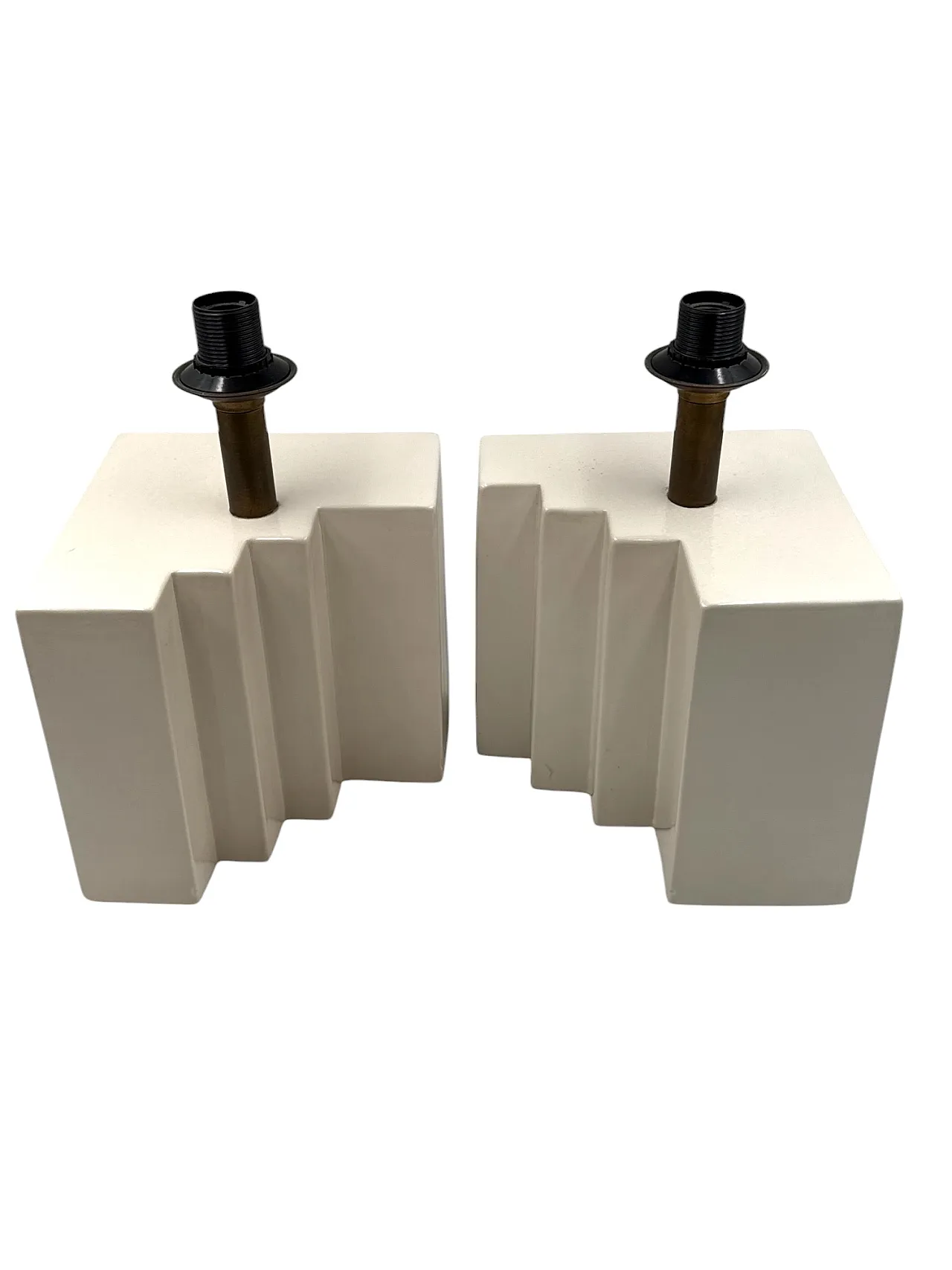 Pair of Hollywood Regency set of ceramic table lamps, 1970s 17