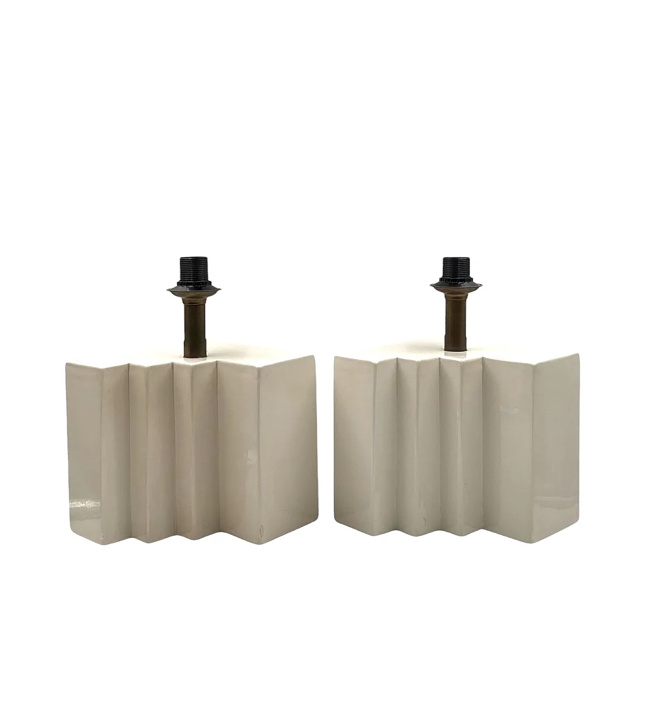 Pair of Hollywood Regency set of ceramic table lamps, 1970s 20