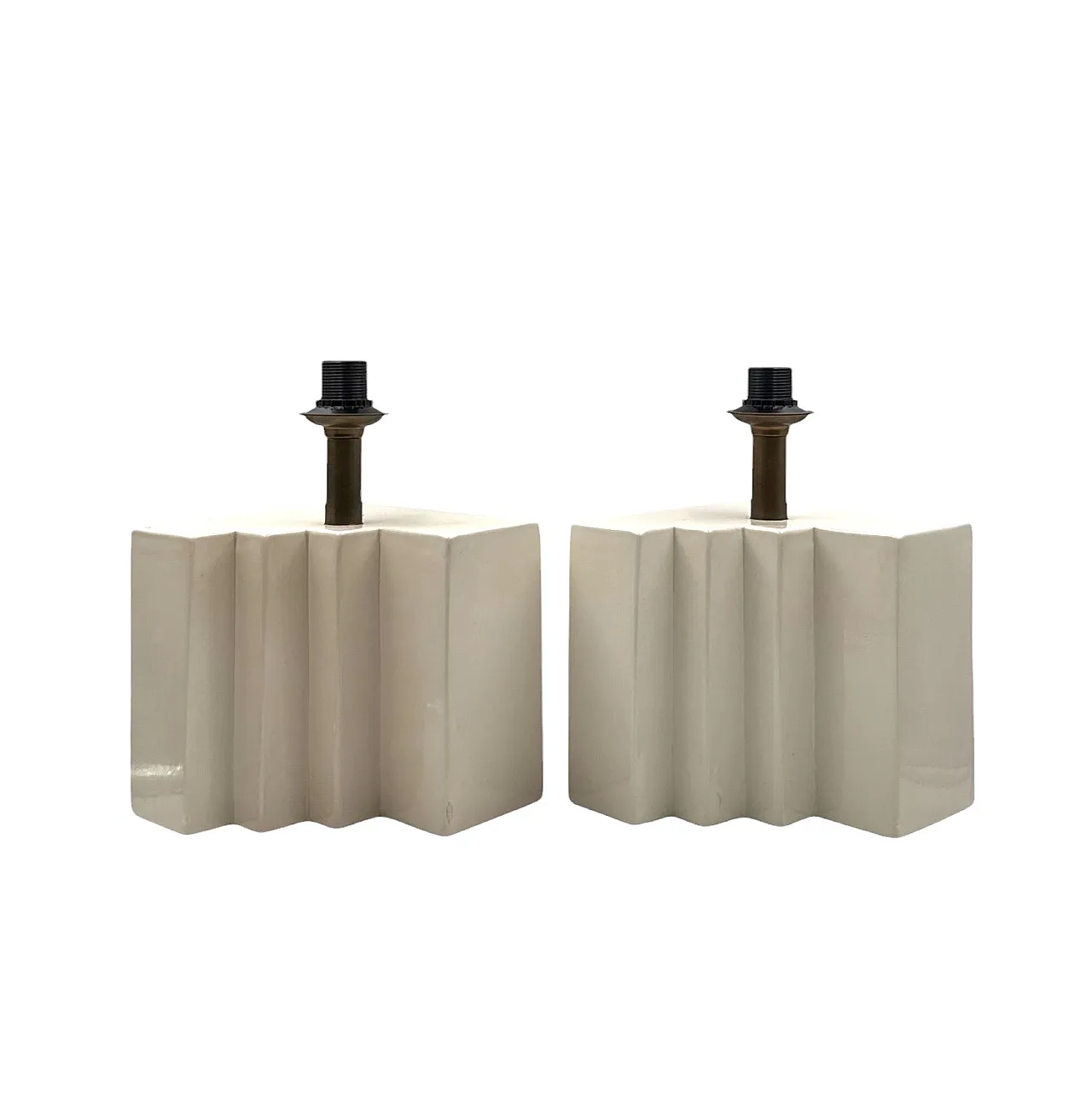 Pair of Hollywood Regency set of ceramic table lamps, 1970s 21