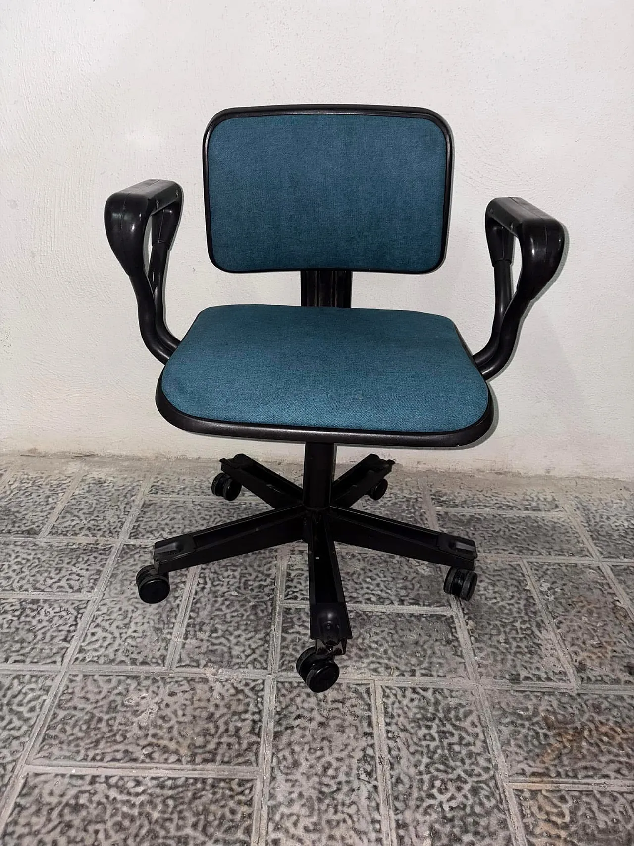 Sedia girevole Olivetti, anni '80 1