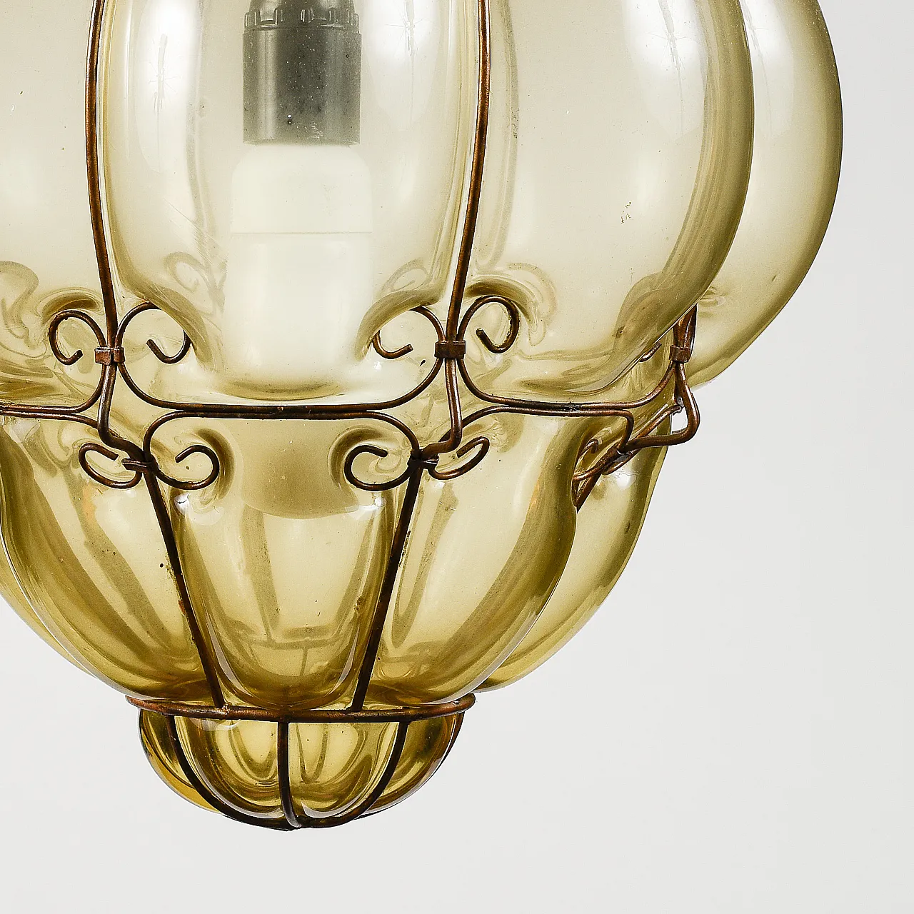 Blown glass and wrought iron chandelier, 20th century 7