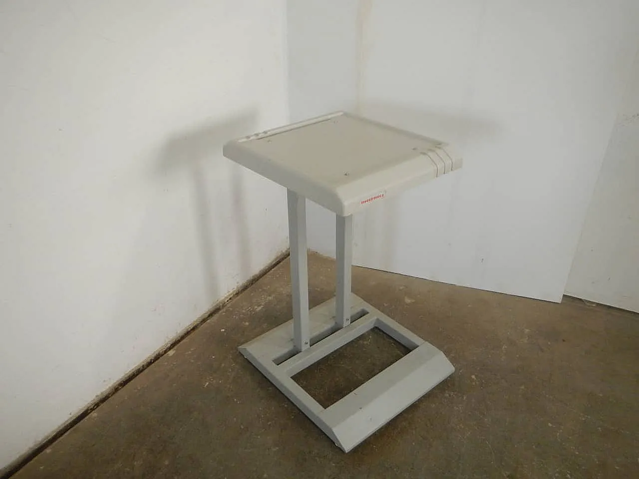 Computer holder Investronica, 1970 2