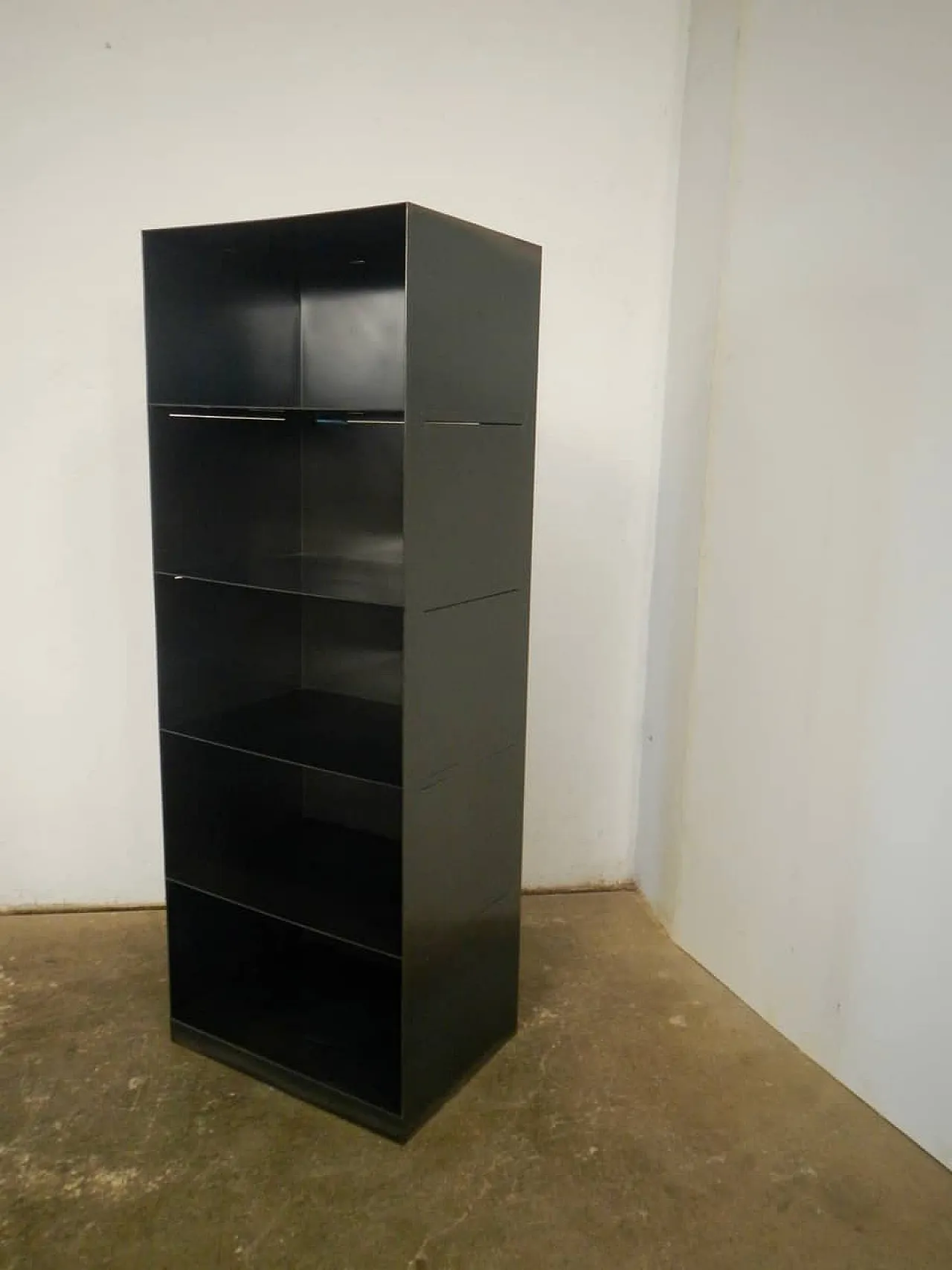 Scaffali in ferro nero 1980 2