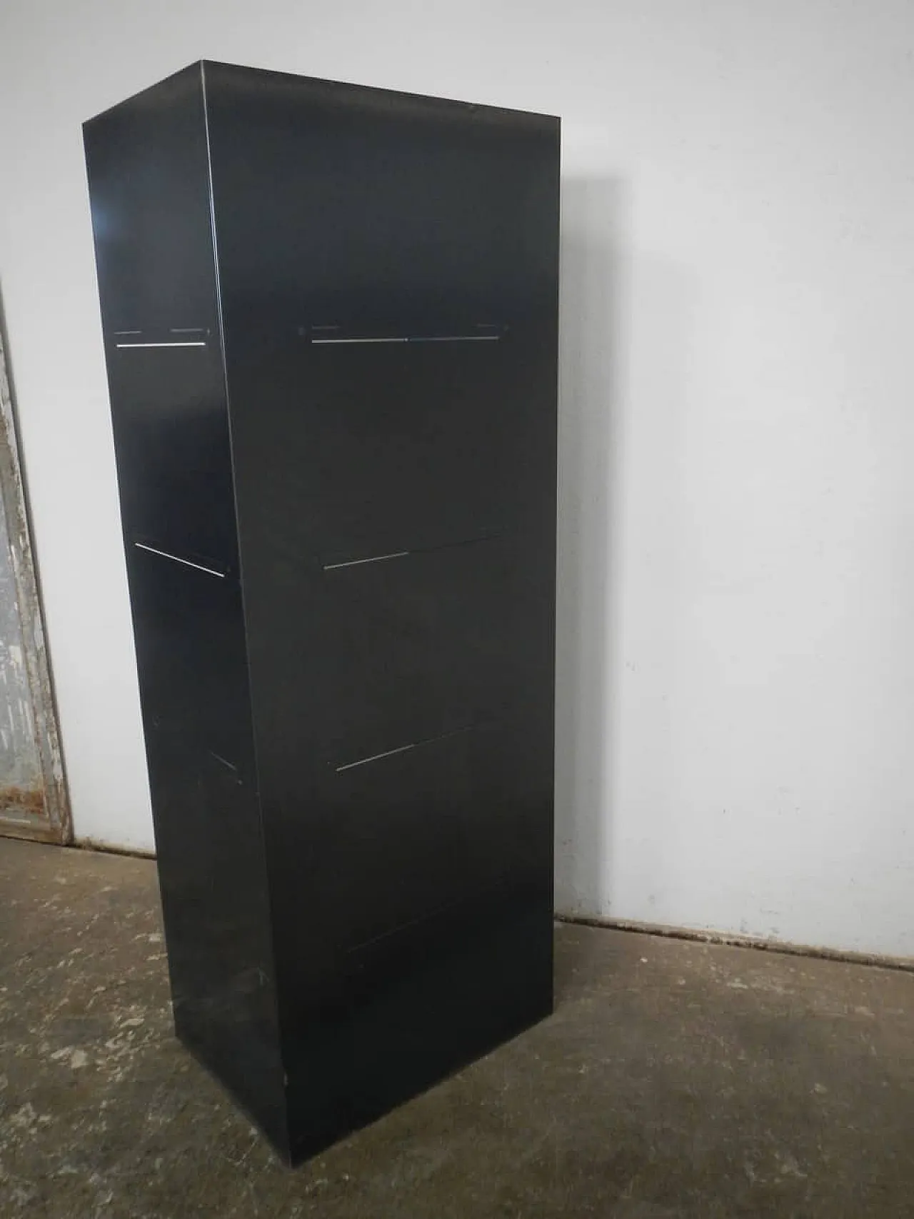 Scaffali in ferro nero 1980 7