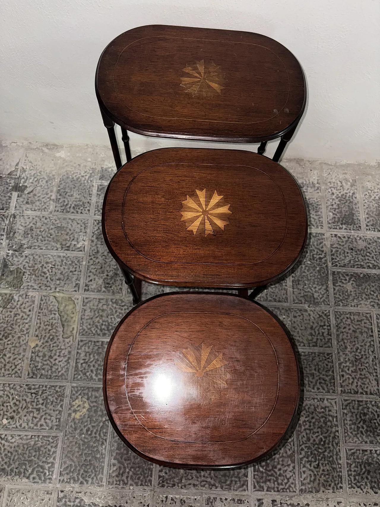 Tavolini impilabili, anni '50 3