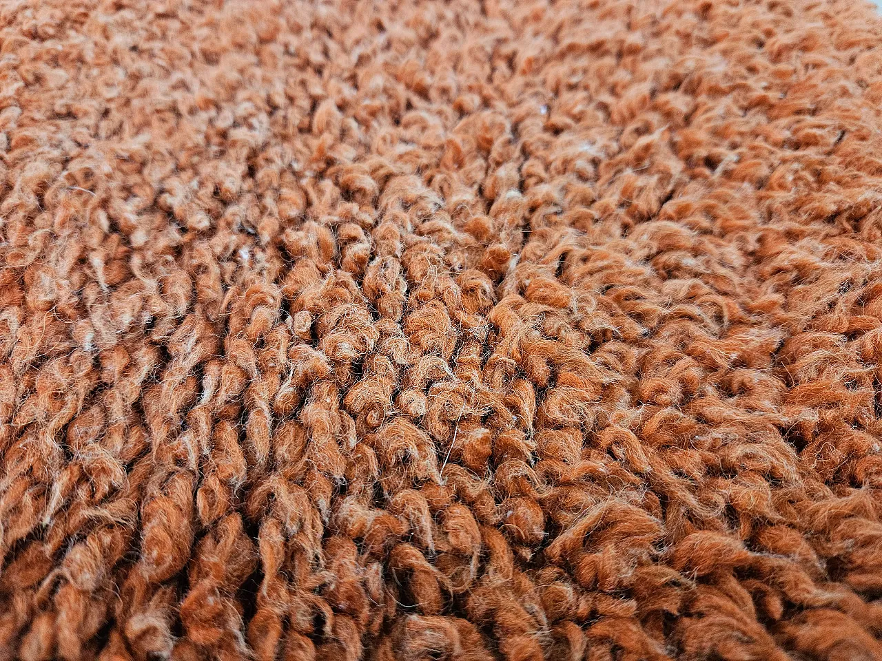 Rug Italian in red wool, 70s 4