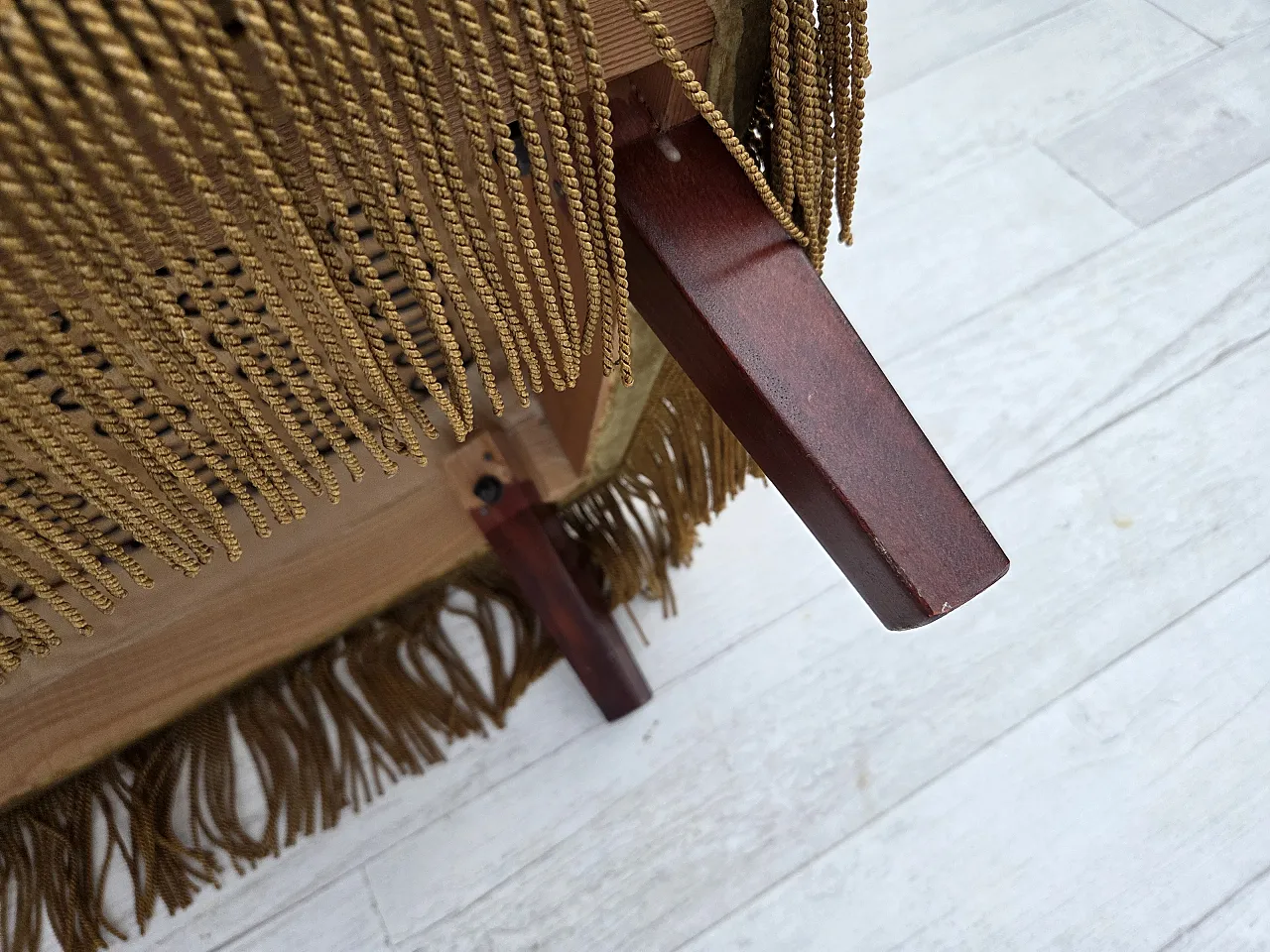 Divano danese a 2 posti, velluto verde chiaro originale, anni '70 15